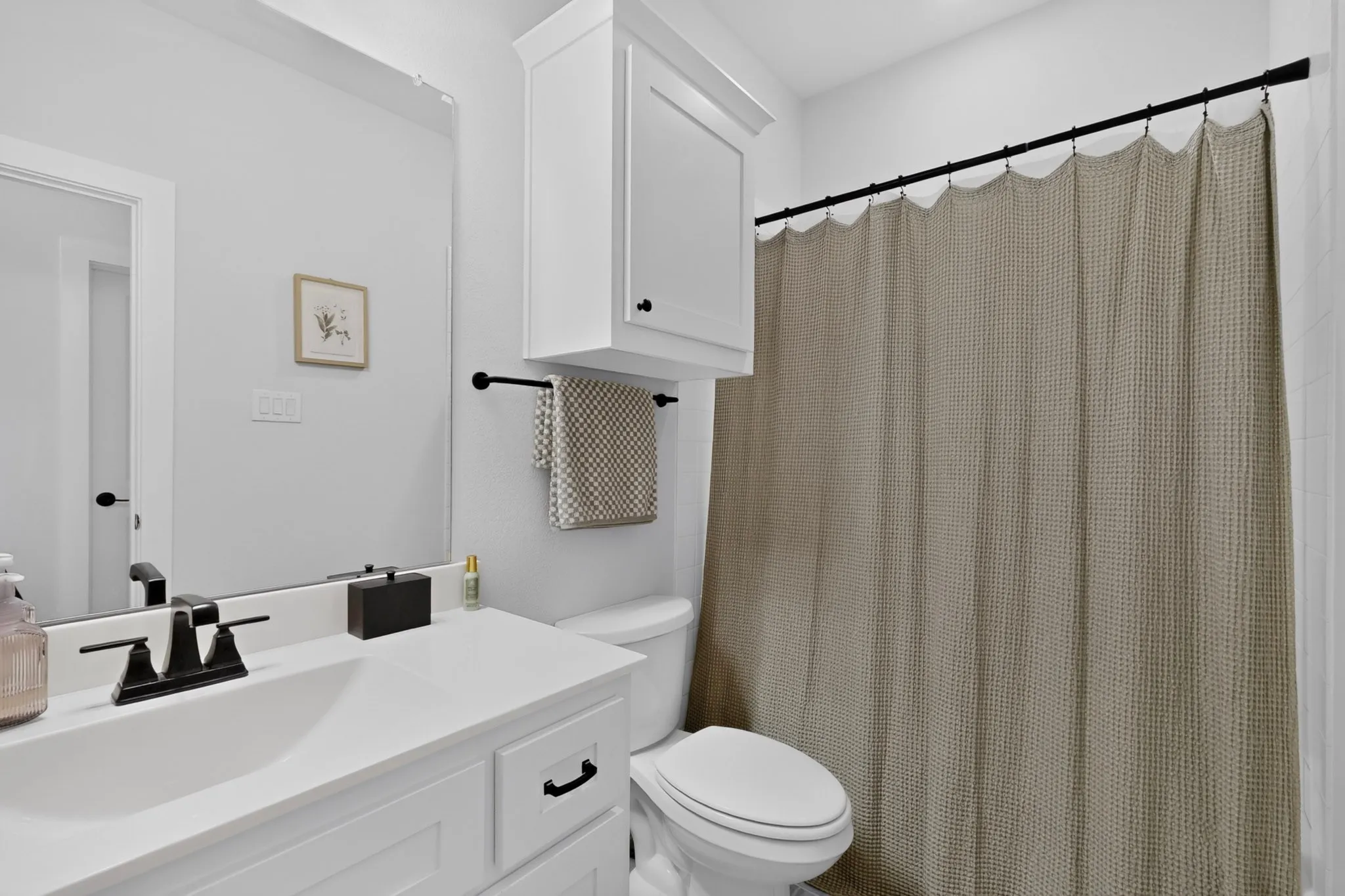 Single Family Residence For Rent in Kaufman County , 1116 Alaska Drive, Forney, Texas 75126, 4 Bedroom, 3 Bathroom, 3 Garage spaces, 2,218 Sqft, built in 2023, mls#21375854, Real Estate Agent in Forney, Homes For Rent in Kaufman county, Homes For Rent in Forney, Realtor in Forney Texas, Real Estate Brokerage Independent Realty Texas, Luminita Cordes Realtor