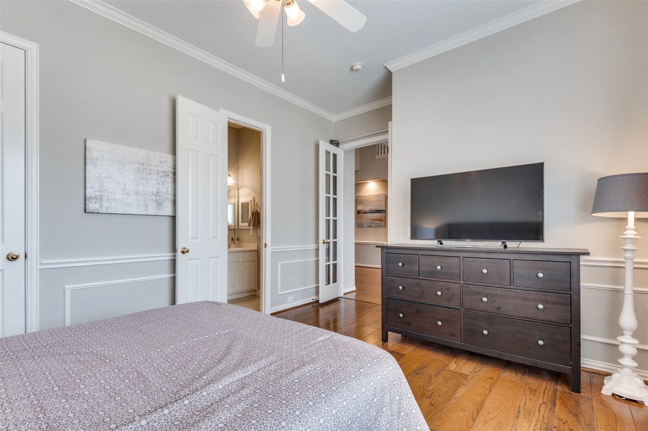 Single Family Residence For Sale in Denton County , 3406 Brighton Court, Highland Village, Texas 75077, 4 Bedroom, 3 Bathroom, 2 Garage spaces, 3,093 Sqft, built in 2000, mls#21292818, Real Estate Agent in Highland Village, Homes For Sale in Denton county, Homes For Sale in Highland Village, Realtor in Highland Village Texas, Real Estate Brokerage Independent Realty Texas, Luminita Cordes Realtor