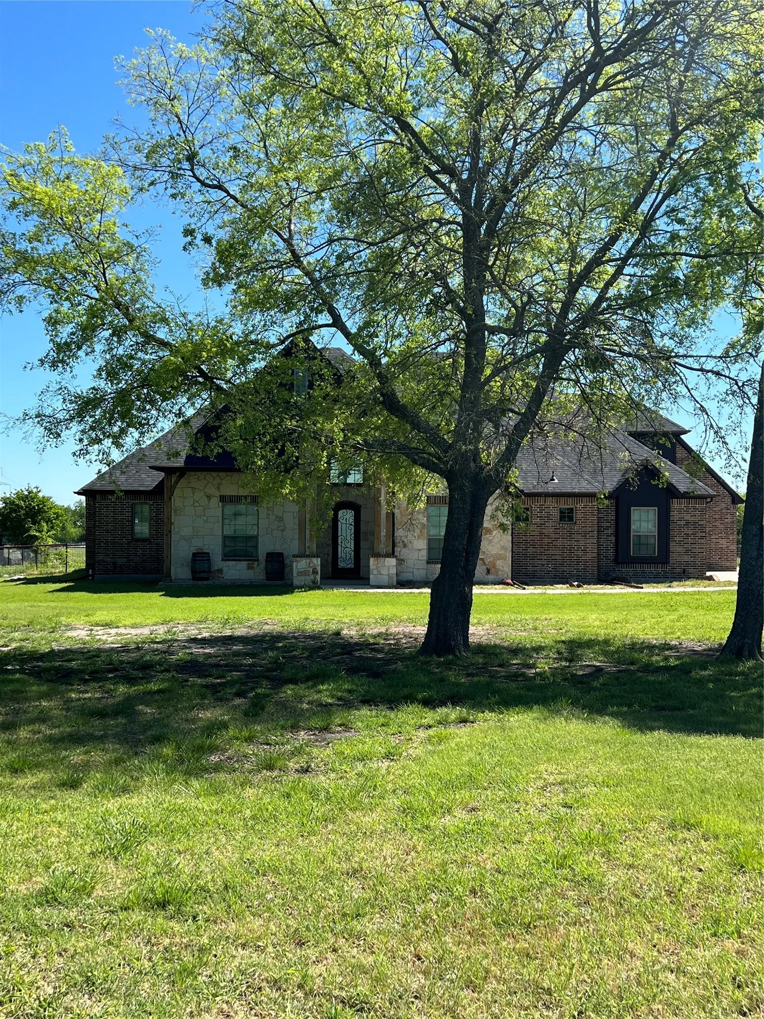 Single Family Residence For Sale in Collin County , 20392 County Road 637, Nevada, Texas 75173, 4 Bedroom, 4 Bathroom, 3 Garage spaces, 3,671 Sqft, built in 2014, mls#21375832, Real Estate Agent in Nevada, Homes For Sale in Collin county, Homes For Sale in Nevada, Realtor in Nevada Texas, Real Estate Brokerage Independent Realty Texas, Luminita Cordes Realtor