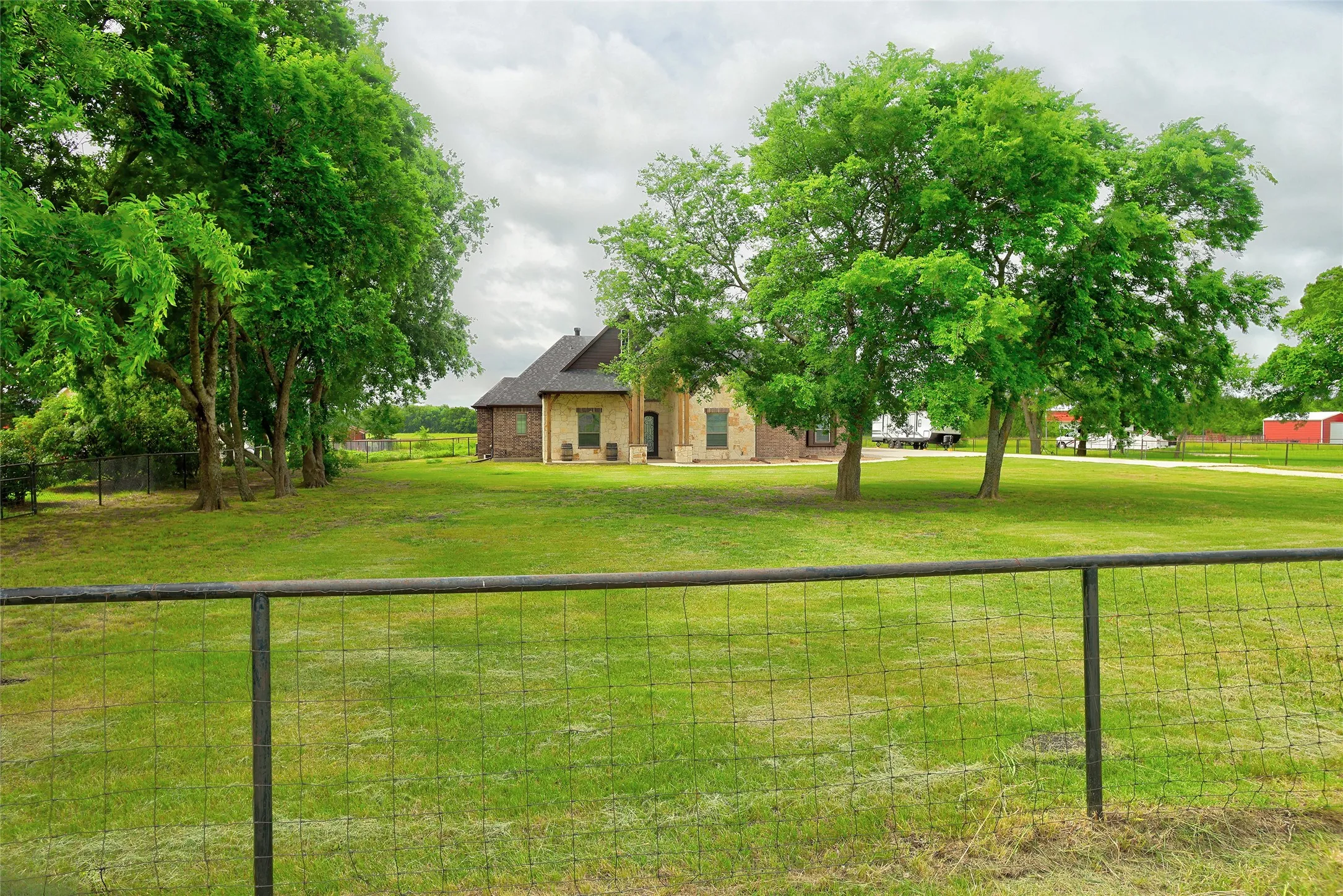 Single Family Residence For Sale in Collin County , 20392 County Road 637, Nevada, Texas 75173, 4 Bedroom, 4 Bathroom, 3 Garage spaces, 3,671 Sqft, built in 2014, mls#21375832, Real Estate Agent in Nevada, Homes For Sale in Collin county, Homes For Sale in Nevada, Realtor in Nevada Texas, Real Estate Brokerage Independent Realty Texas, Luminita Cordes Realtor