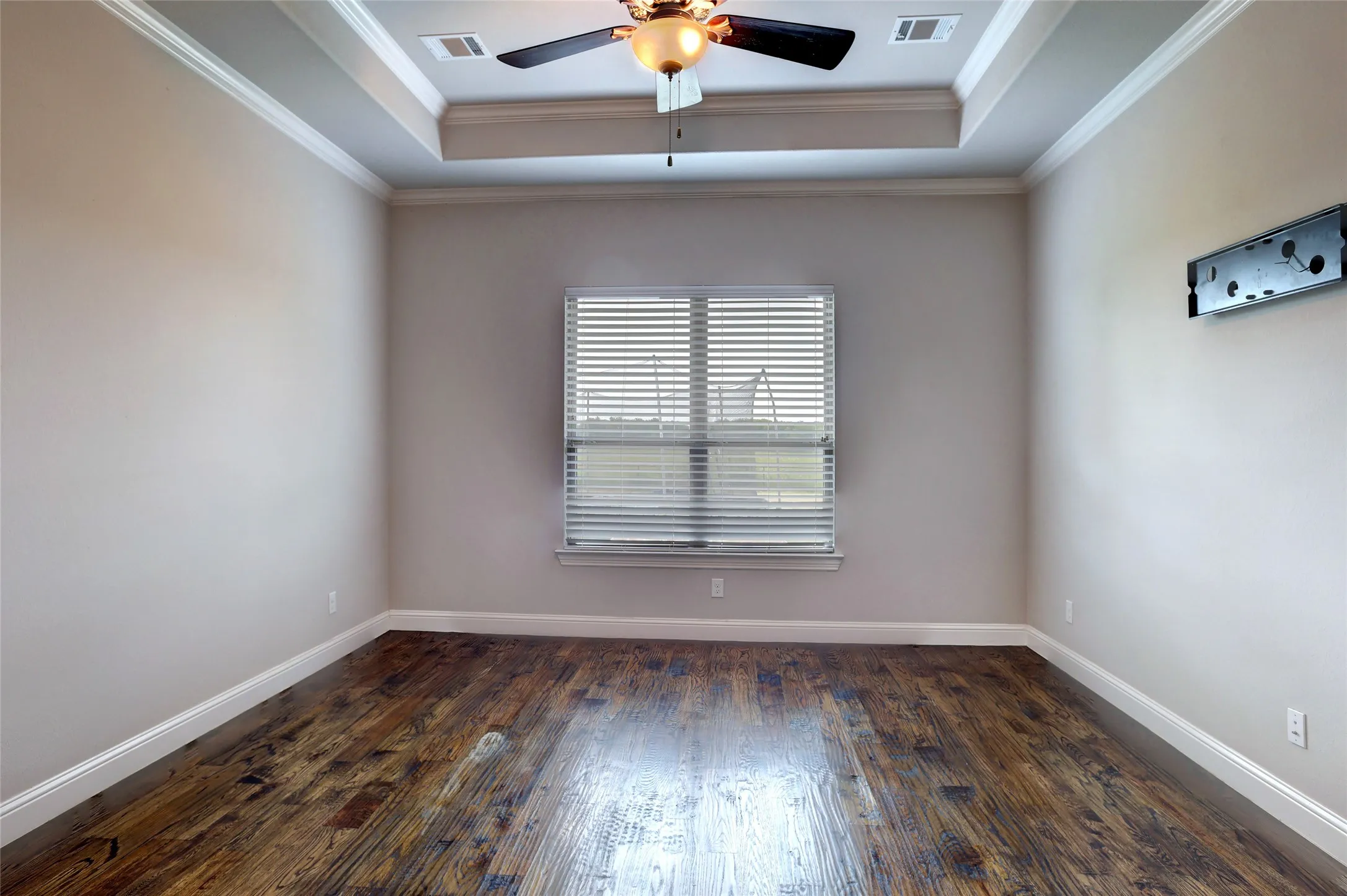 Single Family Residence For Sale in Collin County , 20392 County Road 637, Nevada, Texas 75173, 4 Bedroom, 4 Bathroom, 3 Garage spaces, 3,671 Sqft, built in 2014, mls#21375832, Real Estate Agent in Nevada, Homes For Sale in Collin county, Homes For Sale in Nevada, Realtor in Nevada Texas, Real Estate Brokerage Independent Realty Texas, Luminita Cordes Realtor