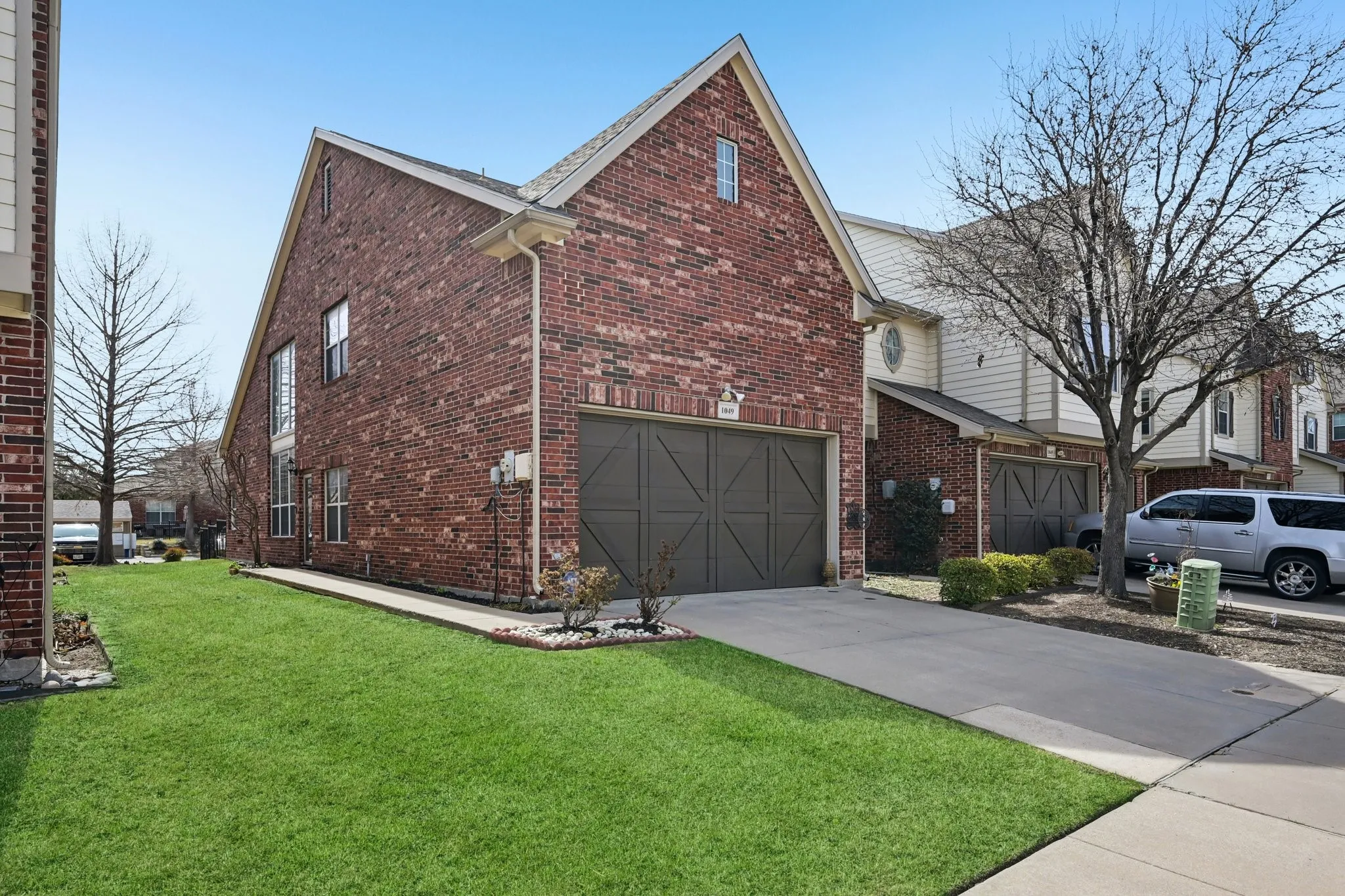 Townhouse For Rent in Dallas County , 1049 Colonial Drive, Coppell, Texas 75019, 3 Bedroom, 3 Bathroom, 2 Garage spaces, 1,954 Sqft, built in 2003, mls#21375861, Real Estate Agent in Coppell, Homes For Rent in Dallas county, Homes For Rent in Coppell, Realtor in Coppell Texas, Real Estate Brokerage Independent Realty Texas, Luminita Cordes Realtor