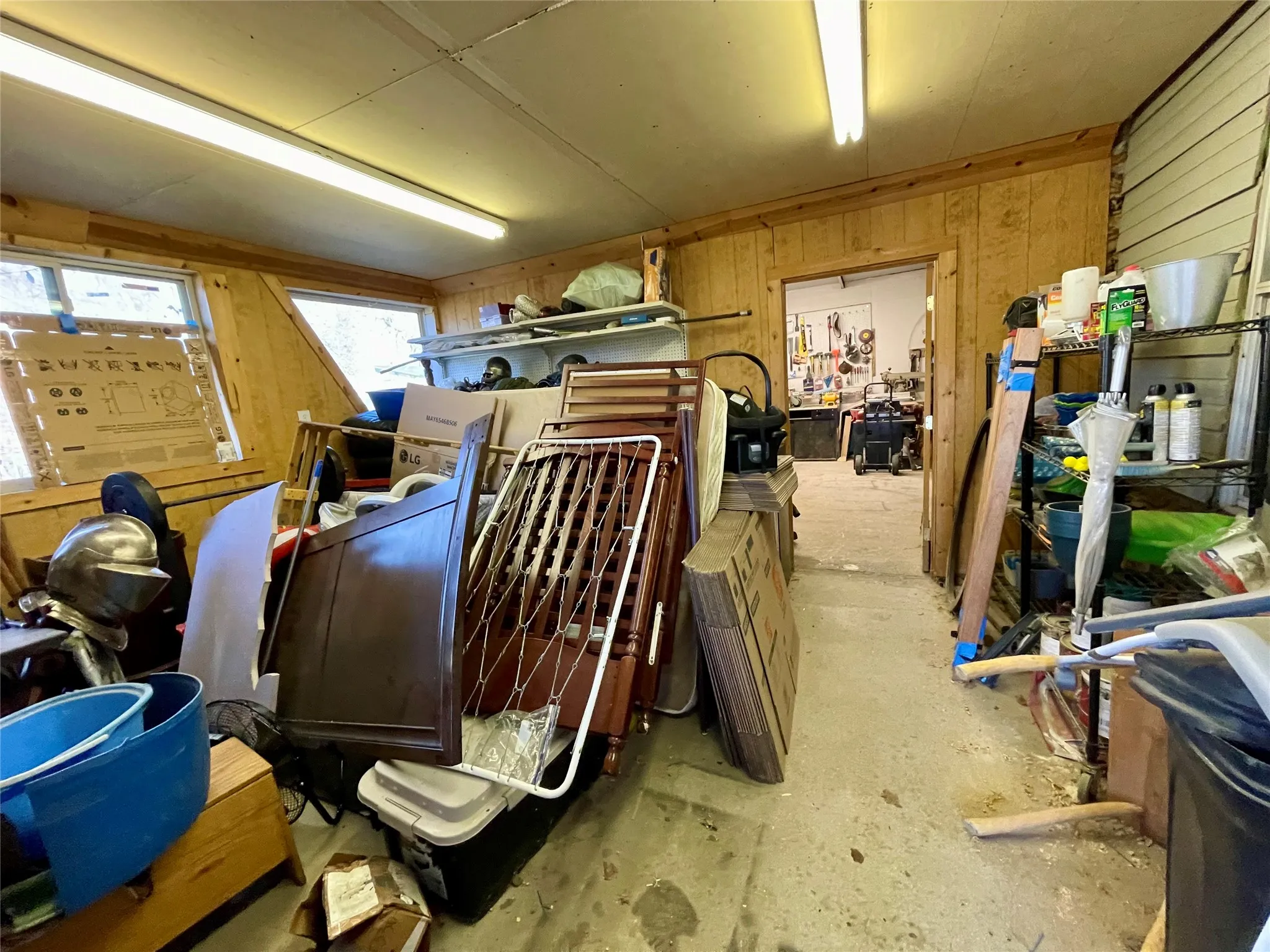 Single Family Residence For Rent in Jack County , 209 N Bowie Street, Jacksboro, Texas 76458, 3 Bedroom, 2 Bathroom, Garage spaces, 2,064 Sqft, built in 1975, mls#21375853, Real Estate Agent in Jacksboro, Homes For Rent in Jack county, Homes For Rent in Jacksboro, Realtor in Jacksboro Texas, Real Estate Brokerage Independent Realty Texas, Luminita Cordes Realtor