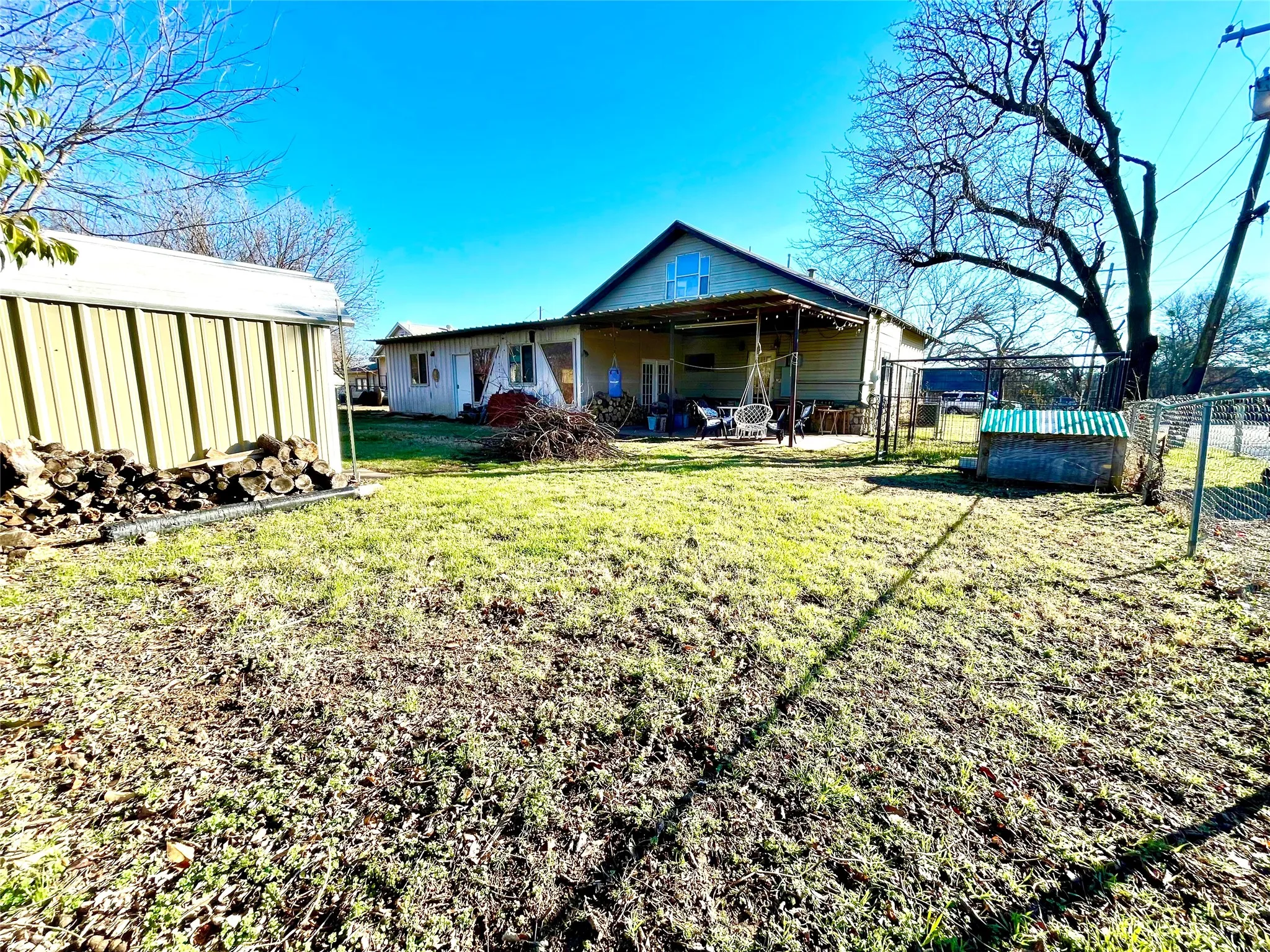 Single Family Residence For Rent in Jack County , 209 N Bowie Street, Jacksboro, Texas 76458, 3 Bedroom, 2 Bathroom, Garage spaces, 2,064 Sqft, built in 1975, mls#21375853, Real Estate Agent in Jacksboro, Homes For Rent in Jack county, Homes For Rent in Jacksboro, Realtor in Jacksboro Texas, Real Estate Brokerage Independent Realty Texas, Luminita Cordes Realtor