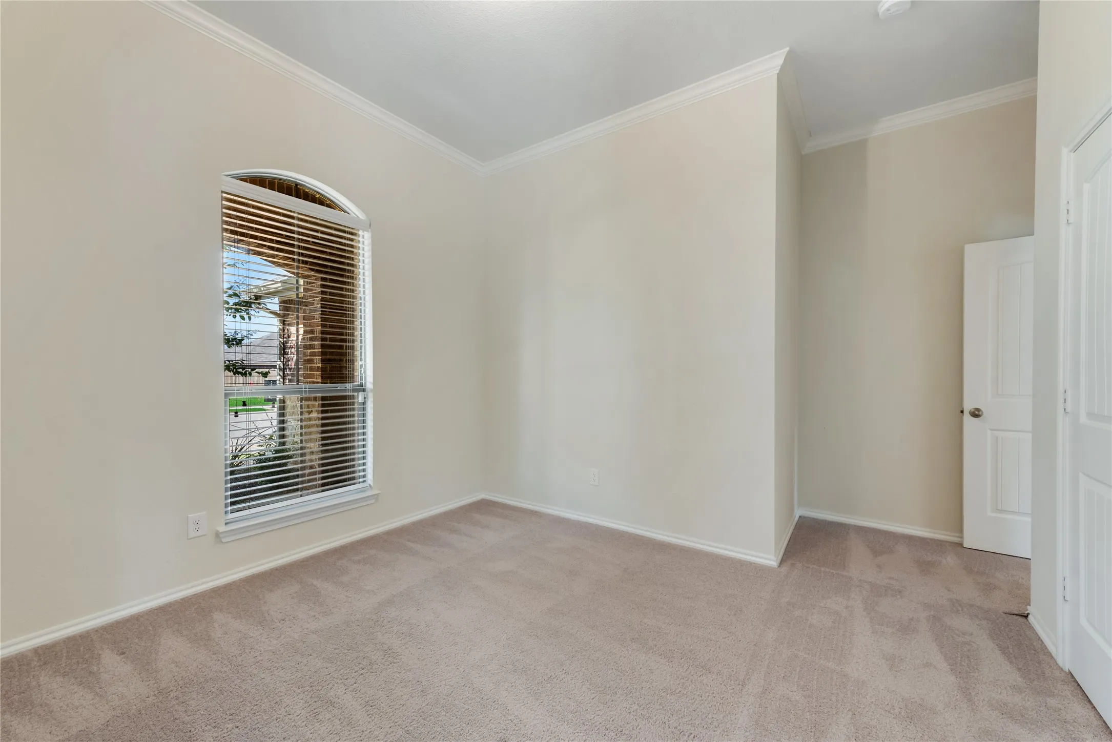 Single Family Residence For Rent in Dallas County , 1711 Wooley Way, Seagoville, Texas 75159, 4 Bedroom, 2 Bathroom, 2 Garage spaces, 1,741 Sqft, built in 2022, mls#21375816, Real Estate Agent in Seagoville, Homes For Rent in Dallas county, Homes For Rent in Seagoville, Realtor in Seagoville Texas, Real Estate Brokerage Independent Realty Texas, Luminita Cordes Realtor