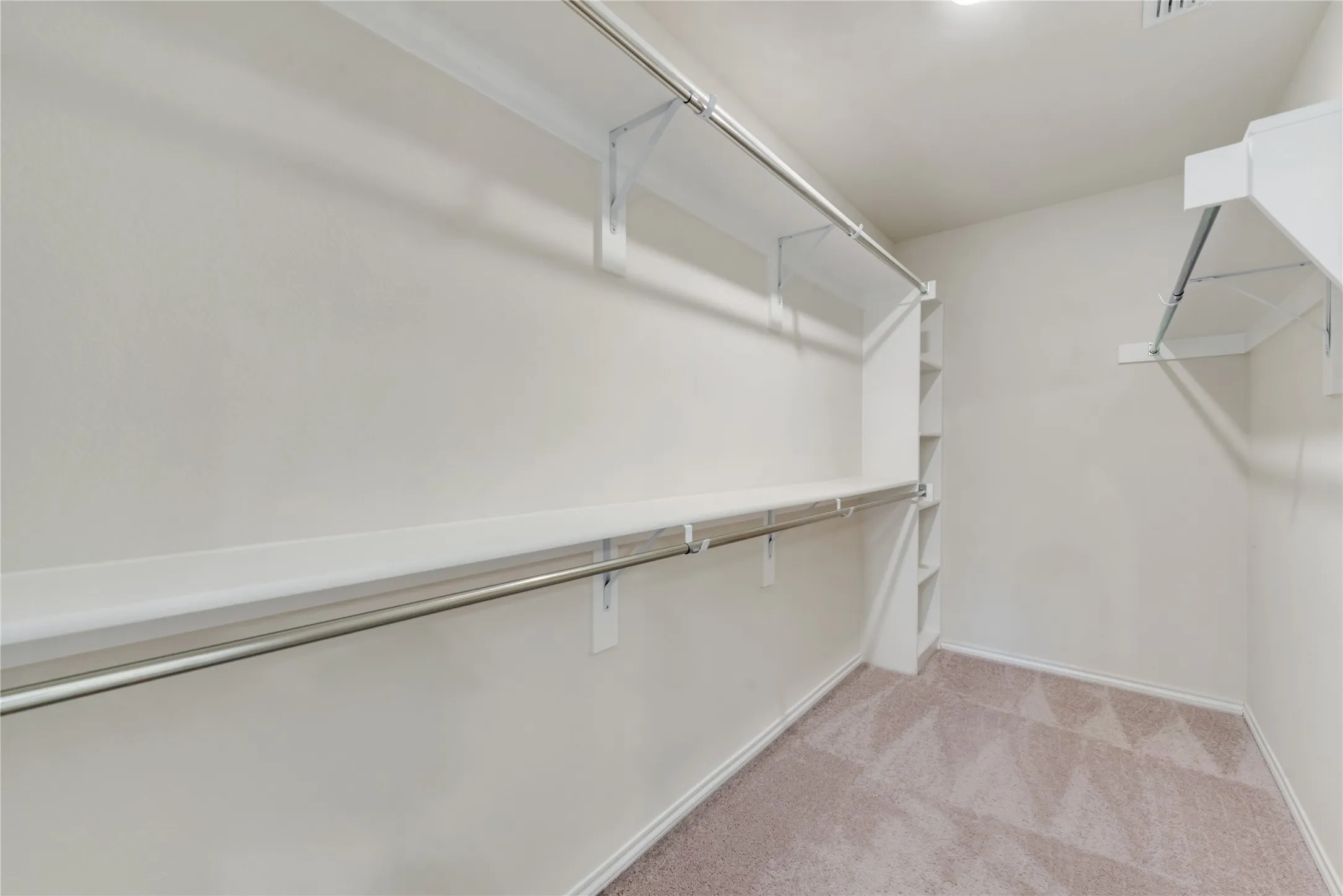 Single Family Residence For Rent in Dallas County , 1711 Wooley Way, Seagoville, Texas 75159, 4 Bedroom, 2 Bathroom, 2 Garage spaces, 1,741 Sqft, built in 2022, mls#21375816, Real Estate Agent in Seagoville, Homes For Rent in Dallas county, Homes For Rent in Seagoville, Realtor in Seagoville Texas, Real Estate Brokerage Independent Realty Texas, Luminita Cordes Realtor