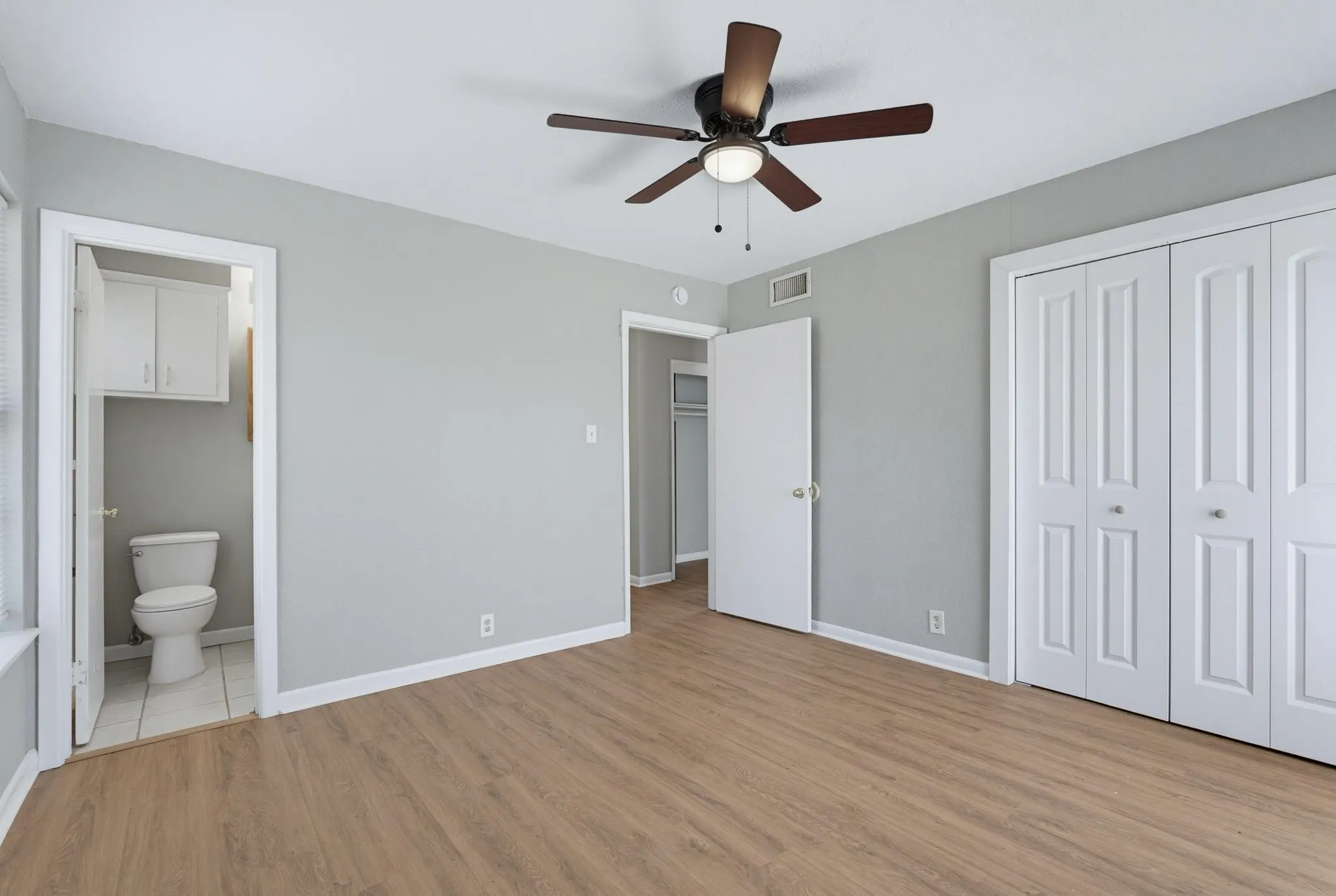 Single Family Residence For Rent in Taylor County , 618 S La Salle Drive, Abilene, Texas 79605, 3 Bedroom, 2 Bathroom, 1 Garage spaces, 1,454 Sqft, built in 1954, mls#21375863, Real Estate Agent in Abilene, Homes For Rent in Taylor county, Homes For Rent in Abilene, Realtor in Abilene Texas, Real Estate Brokerage Independent Realty Texas, Luminita Cordes Realtor