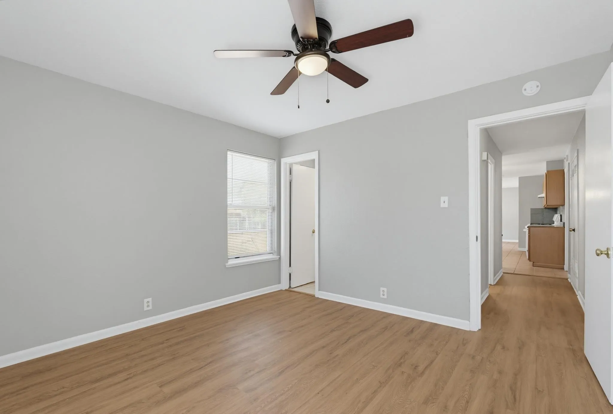 Single Family Residence For Rent in Taylor County , 618 S La Salle Drive, Abilene, Texas 79605, 3 Bedroom, 2 Bathroom, 1 Garage spaces, 1,454 Sqft, built in 1954, mls#21375863, Real Estate Agent in Abilene, Homes For Rent in Taylor county, Homes For Rent in Abilene, Realtor in Abilene Texas, Real Estate Brokerage Independent Realty Texas, Luminita Cordes Realtor