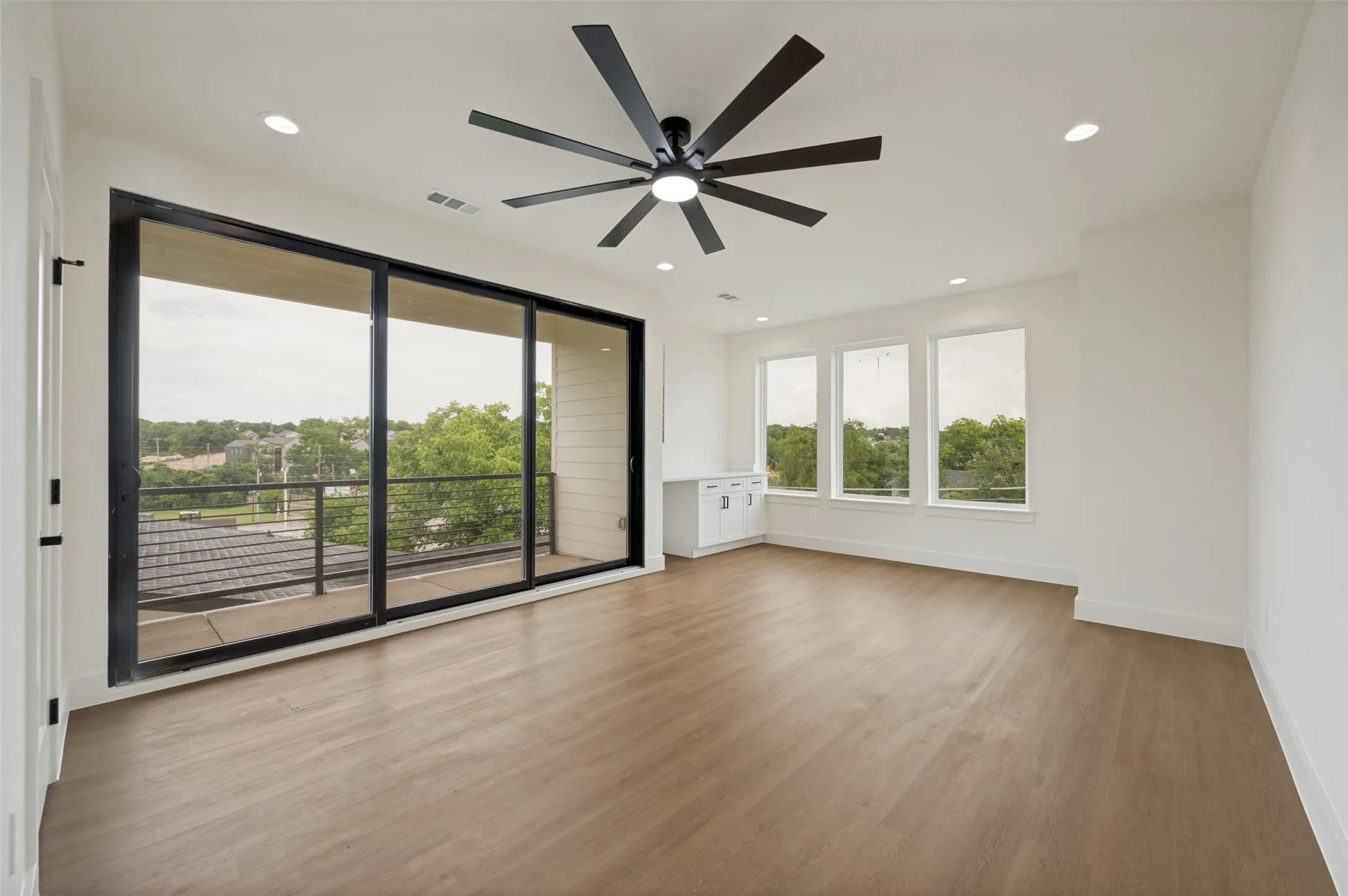 Single Family Residence For Sale in Dallas County , 1511 Morrell Avenue, Dallas, Texas 75203, 4 Bedroom, 4 Bathroom, 2 Garage spaces, 2,683 Sqft, built in 2026, mls#21375874, Real Estate Agent in Dallas, Homes For Sale in Dallas county, Homes For Sale in Dallas, Realtor in Dallas Texas, Real Estate Brokerage Independent Realty Texas, Luminita Cordes Realtor