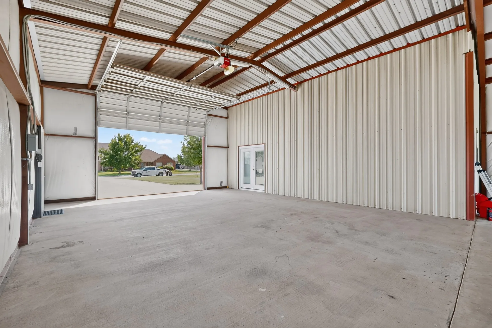 Single Family Residence For Sale in Collin County , 320 Brooks Drive, Nevada, Texas 75173, 4 Bedroom, 2 Bathroom, 2 Garage spaces, 2,094 Sqft, built in 2009, mls#21372234, Real Estate Agent in Nevada, Homes For Sale in Collin county, Homes For Sale in Nevada, Realtor in Nevada Texas, Real Estate Brokerage Independent Realty Texas, Luminita Cordes Realtor