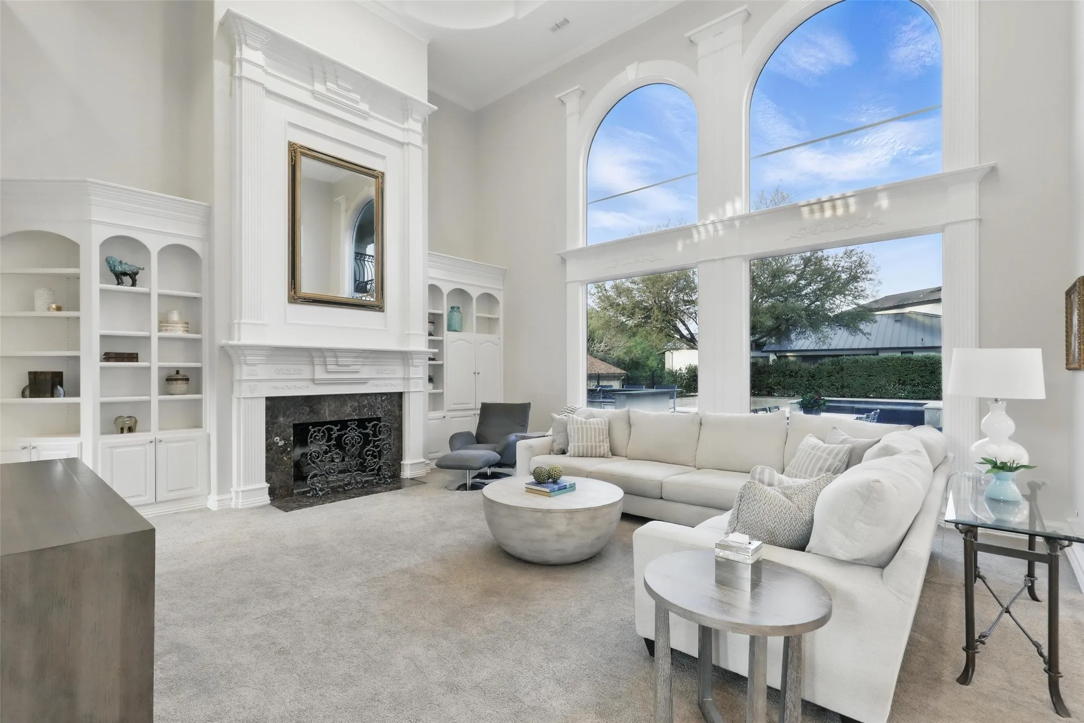 Single Family Residence For Sale in Tarrant County , 6800 Oak Hill Drive, Fort Worth, Texas 76132, 5 Bedroom, 5 Bathroom, 3 Garage spaces, 5,171 Sqft, built in 1997, mls#21375618, Real Estate Agent in Fort Worth, Homes For Sale in Tarrant county, Homes For Sale in Fort Worth, Realtor in Fort Worth Texas, Real Estate Brokerage Independent Realty Texas, Luminita Cordes Realtor