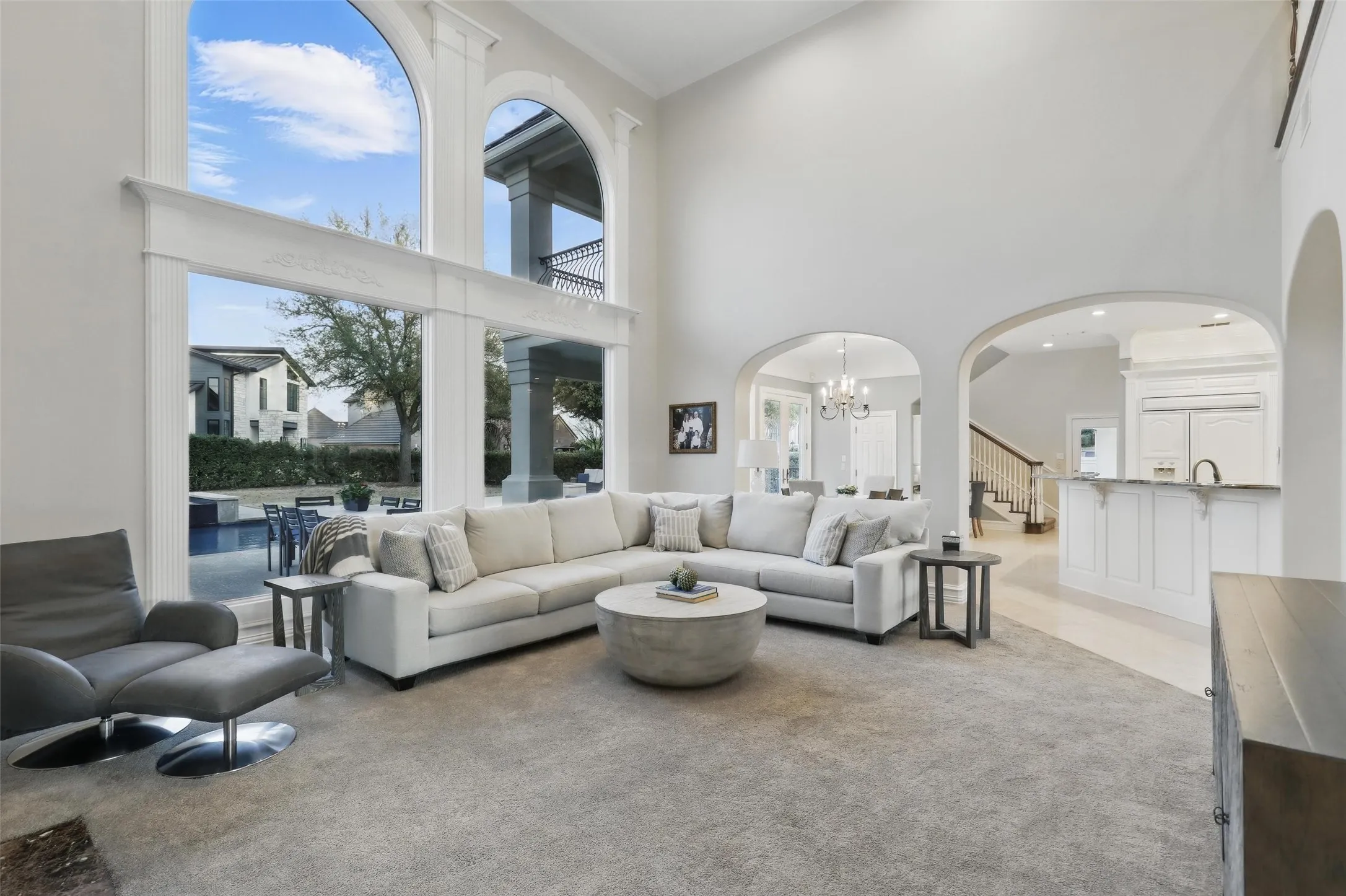 Single Family Residence For Sale in Tarrant County , 6800 Oak Hill Drive, Fort Worth, Texas 76132, 5 Bedroom, 5 Bathroom, 3 Garage spaces, 5,171 Sqft, built in 1997, mls#21375618, Real Estate Agent in Fort Worth, Homes For Sale in Tarrant county, Homes For Sale in Fort Worth, Realtor in Fort Worth Texas, Real Estate Brokerage Independent Realty Texas, Luminita Cordes Realtor