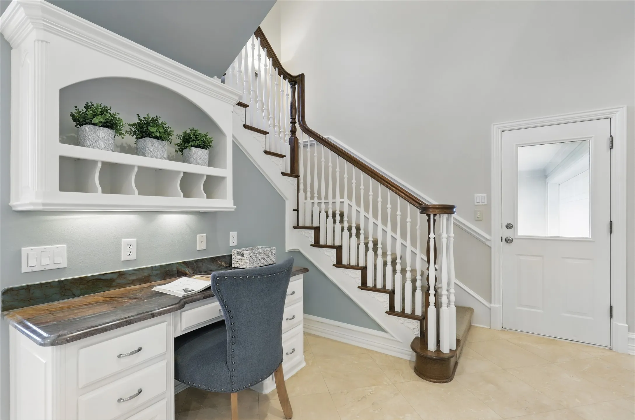 Single Family Residence For Sale in Tarrant County , 6800 Oak Hill Drive, Fort Worth, Texas 76132, 5 Bedroom, 5 Bathroom, 3 Garage spaces, 5,171 Sqft, built in 1997, mls#21375618, Real Estate Agent in Fort Worth, Homes For Sale in Tarrant county, Homes For Sale in Fort Worth, Realtor in Fort Worth Texas, Real Estate Brokerage Independent Realty Texas, Luminita Cordes Realtor