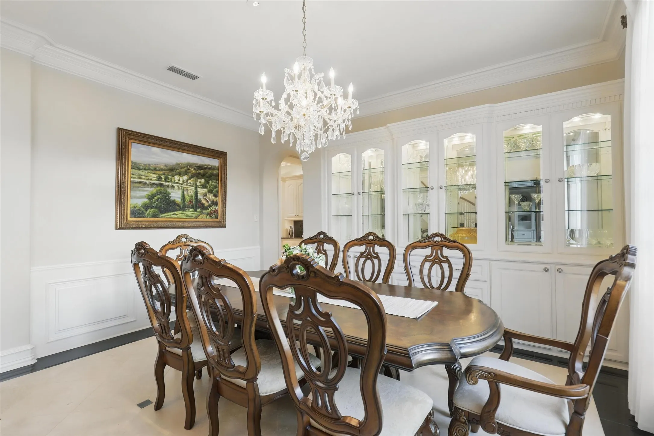 Single Family Residence For Sale in Tarrant County , 6800 Oak Hill Drive, Fort Worth, Texas 76132, 5 Bedroom, 5 Bathroom, 3 Garage spaces, 5,171 Sqft, built in 1997, mls#21375618, Real Estate Agent in Fort Worth, Homes For Sale in Tarrant county, Homes For Sale in Fort Worth, Realtor in Fort Worth Texas, Real Estate Brokerage Independent Realty Texas, Luminita Cordes Realtor