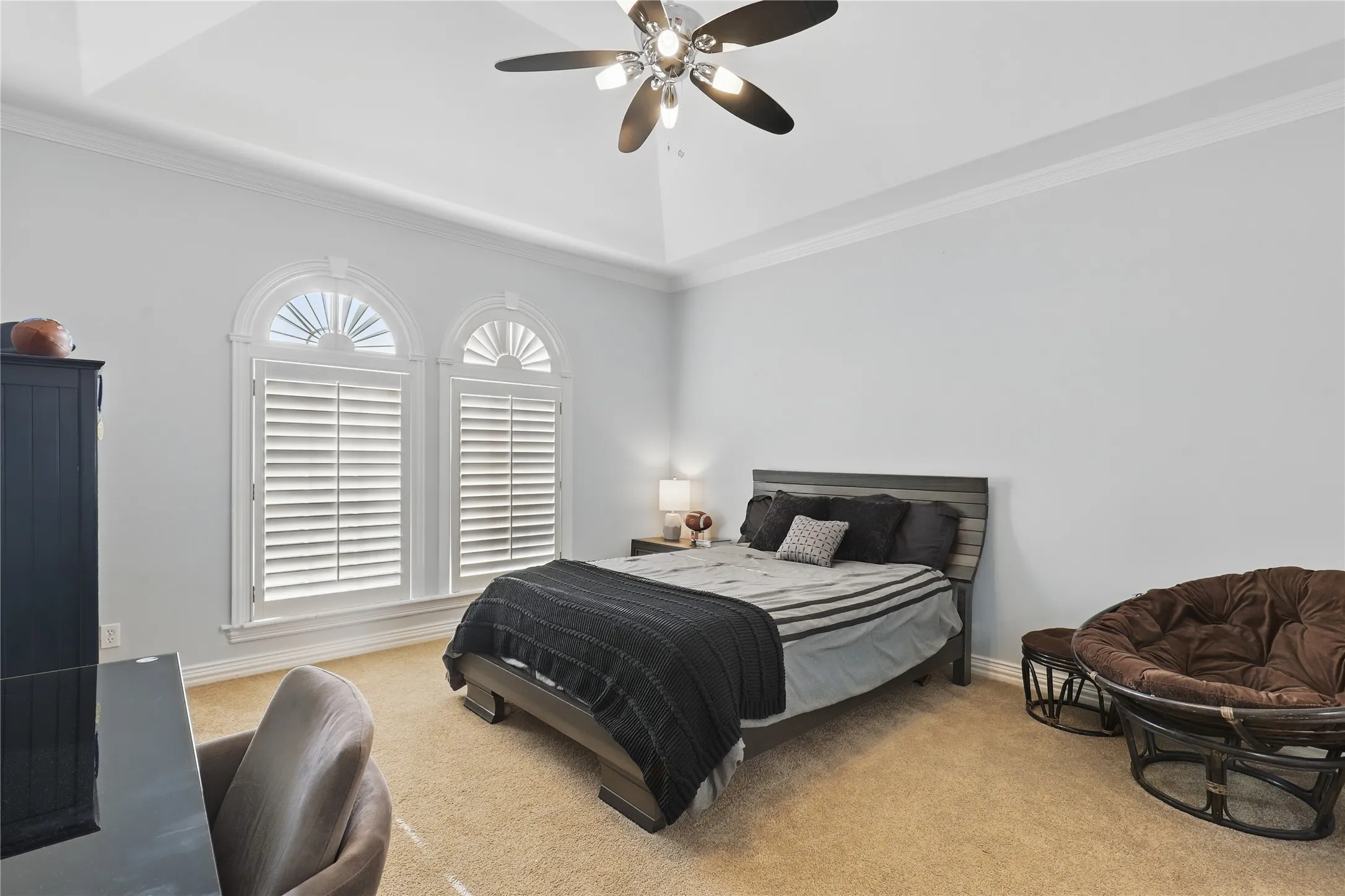 Single Family Residence For Sale in Tarrant County , 6800 Oak Hill Drive, Fort Worth, Texas 76132, 5 Bedroom, 5 Bathroom, 3 Garage spaces, 5,171 Sqft, built in 1997, mls#21375618, Real Estate Agent in Fort Worth, Homes For Sale in Tarrant county, Homes For Sale in Fort Worth, Realtor in Fort Worth Texas, Real Estate Brokerage Independent Realty Texas, Luminita Cordes Realtor