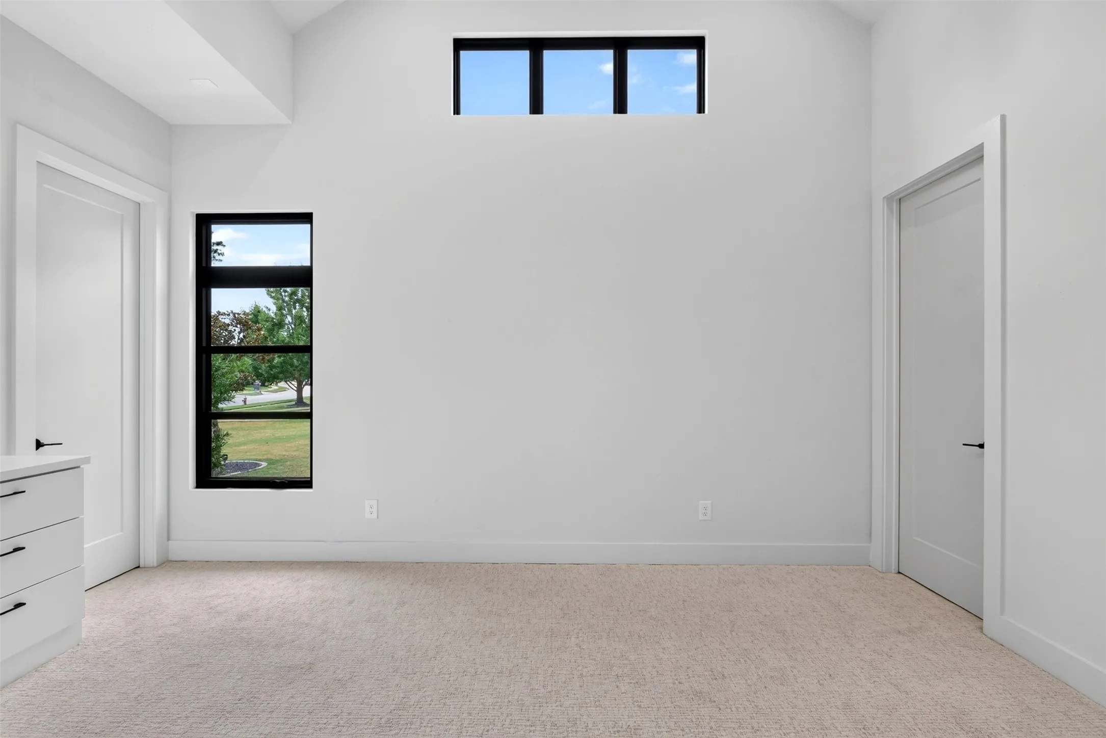 Single Family Residence For Sale in Smith County , 7607 Lakeside Lane, Tyler, Texas 75703, 5 Bedroom, 4 Bathroom, 3 Garage spaces, 4,125 Sqft, built in 2018, mls#21375877, Real Estate Agent in Tyler, Homes For Sale in Smith county, Homes For Sale in Tyler, Realtor in Tyler Texas, Real Estate Brokerage Independent Realty Texas, Luminita Cordes Realtor