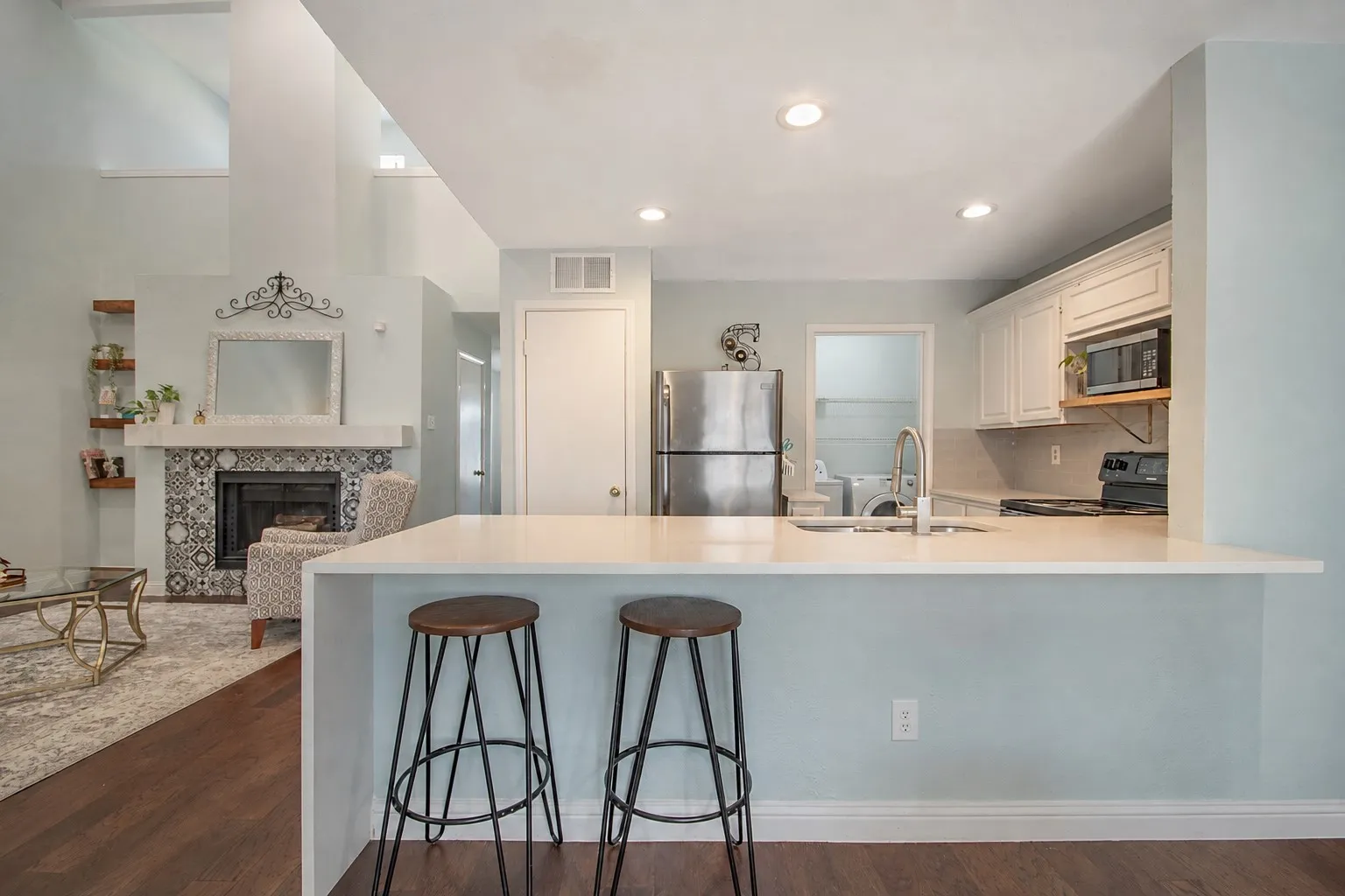 Kitchen and Laundry