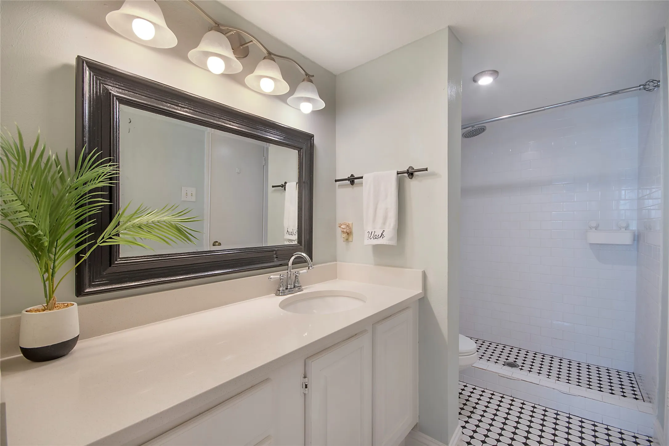 1st Floor Full Bath