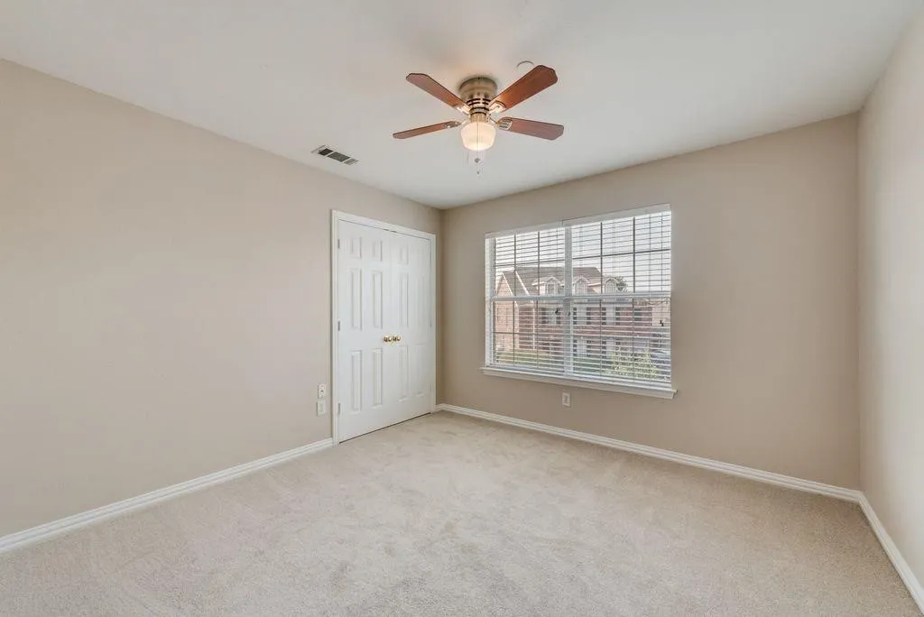 Upstairs Bedroom 1