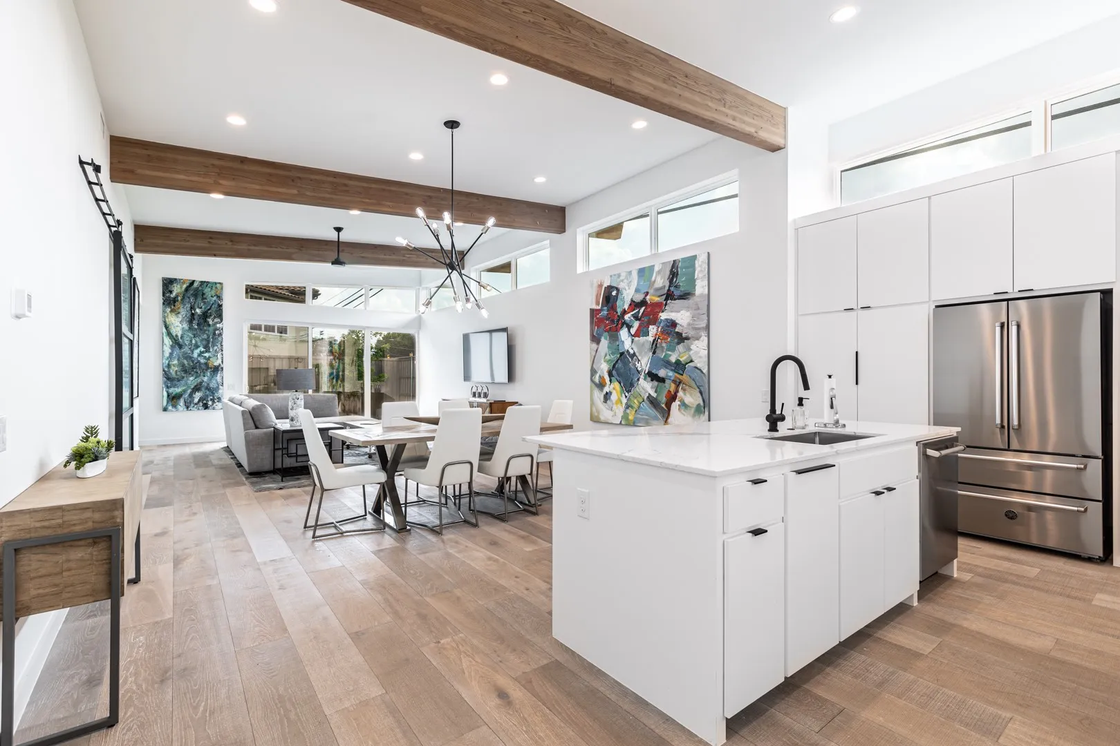Single Family Residence For Rent in Dallas County , 4202 Bonham Street, Dallas, Texas 75229, 3 Bedroom, 2 Bathroom, 2 Garage spaces, 1,841 Sqft, built in 2020, mls#21375899, Real Estate Agent in Dallas, Homes For Rent in Dallas county, Homes For Rent in Dallas, Realtor in Dallas Texas, Real Estate Brokerage Independent Realty Texas, Luminita Cordes Realtor