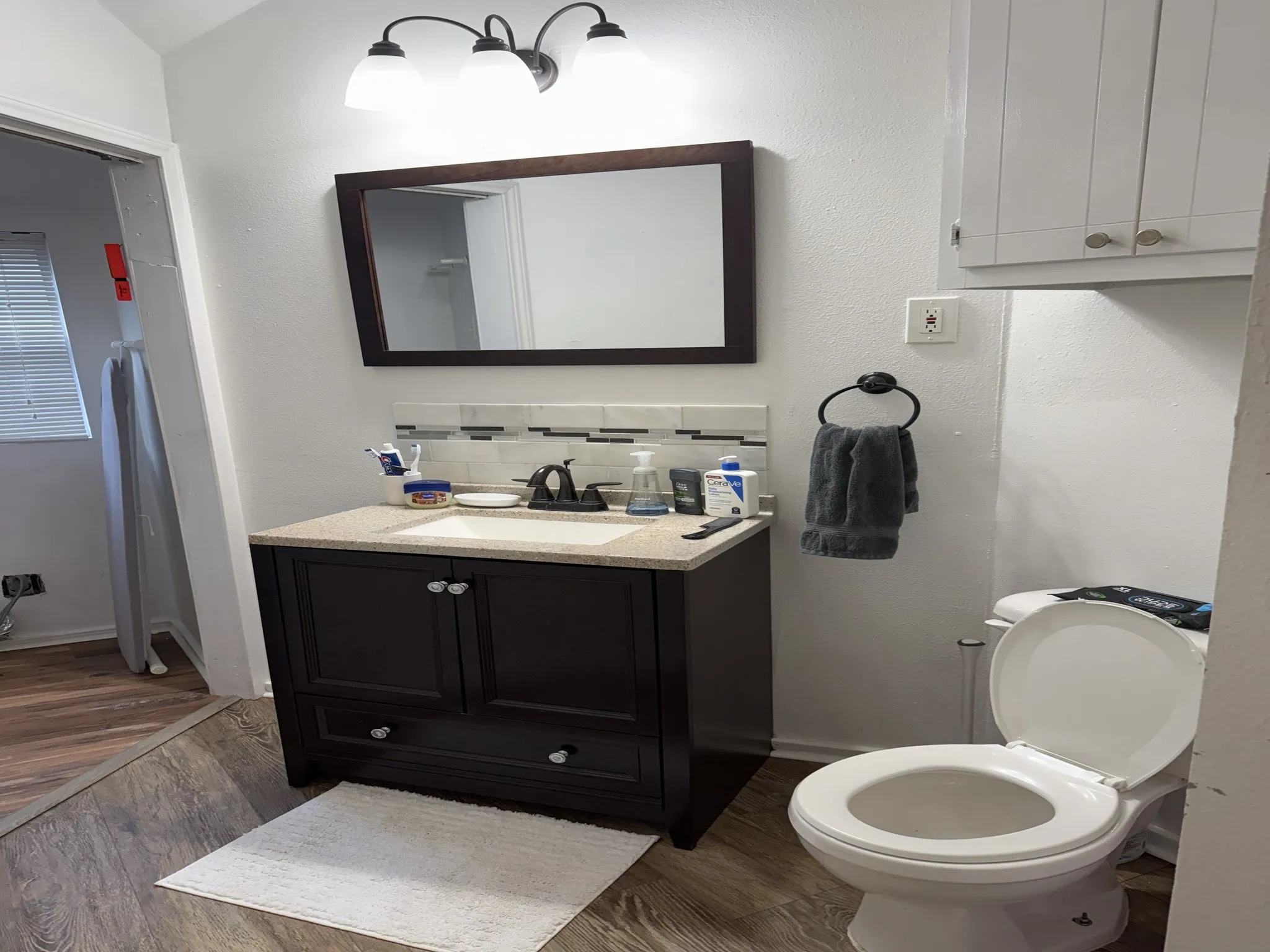 Single Family Residence For Rent in Dallas County , 4347 Travis Street 4347, Dallas, Texas 75205, 2 Bedroom, 1 Bathroom, Garage spaces, 800 Sqft, built in 1955, mls#21375901, Real Estate Agent in Dallas, Homes For Rent in Dallas county, Homes For Rent in Dallas, Realtor in Dallas Texas, Real Estate Brokerage Independent Realty Texas, Luminita Cordes Realtor