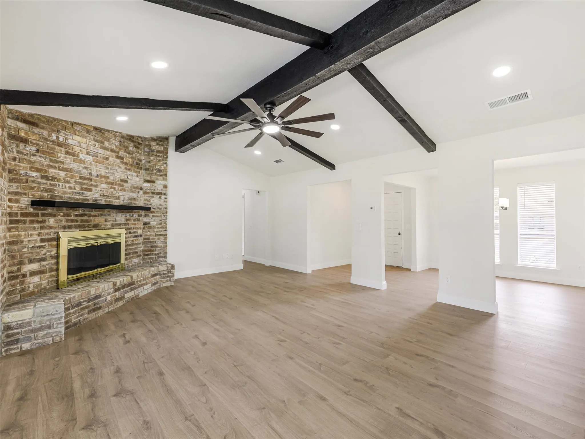 Single Family Residence For Rent in Collin County , 5609 Elisa Lane, Parker, Texas 75002, 3 Bedroom, 2 Bathroom, Garage spaces, 2,296 Sqft, built in 1973, mls#21375839, Real Estate Agent in Parker, Homes For Rent in Collin county, Homes For Rent in Parker, Realtor in Parker Texas, Real Estate Brokerage Independent Realty Texas, Luminita Cordes Realtor