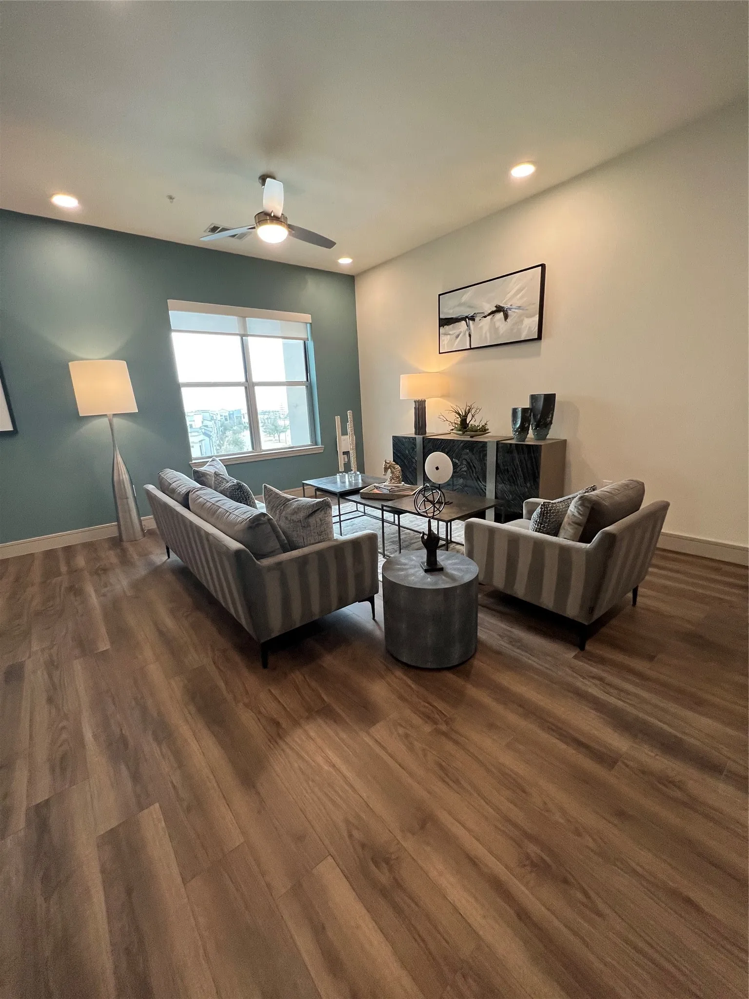 Apartment For Rent in Collin County , 7850 Communications Parkway 1222, Plano, Texas 75024, 1 Bedroom, 2 Bathroom, 2 Garage spaces, 828 Sqft, built in 2019, mls#21375918, Real Estate Agent in Plano, Homes For Rent in Collin county, Homes For Rent in Plano, Realtor in Plano Texas, Real Estate Brokerage Independent Realty Texas, Luminita Cordes Realtor