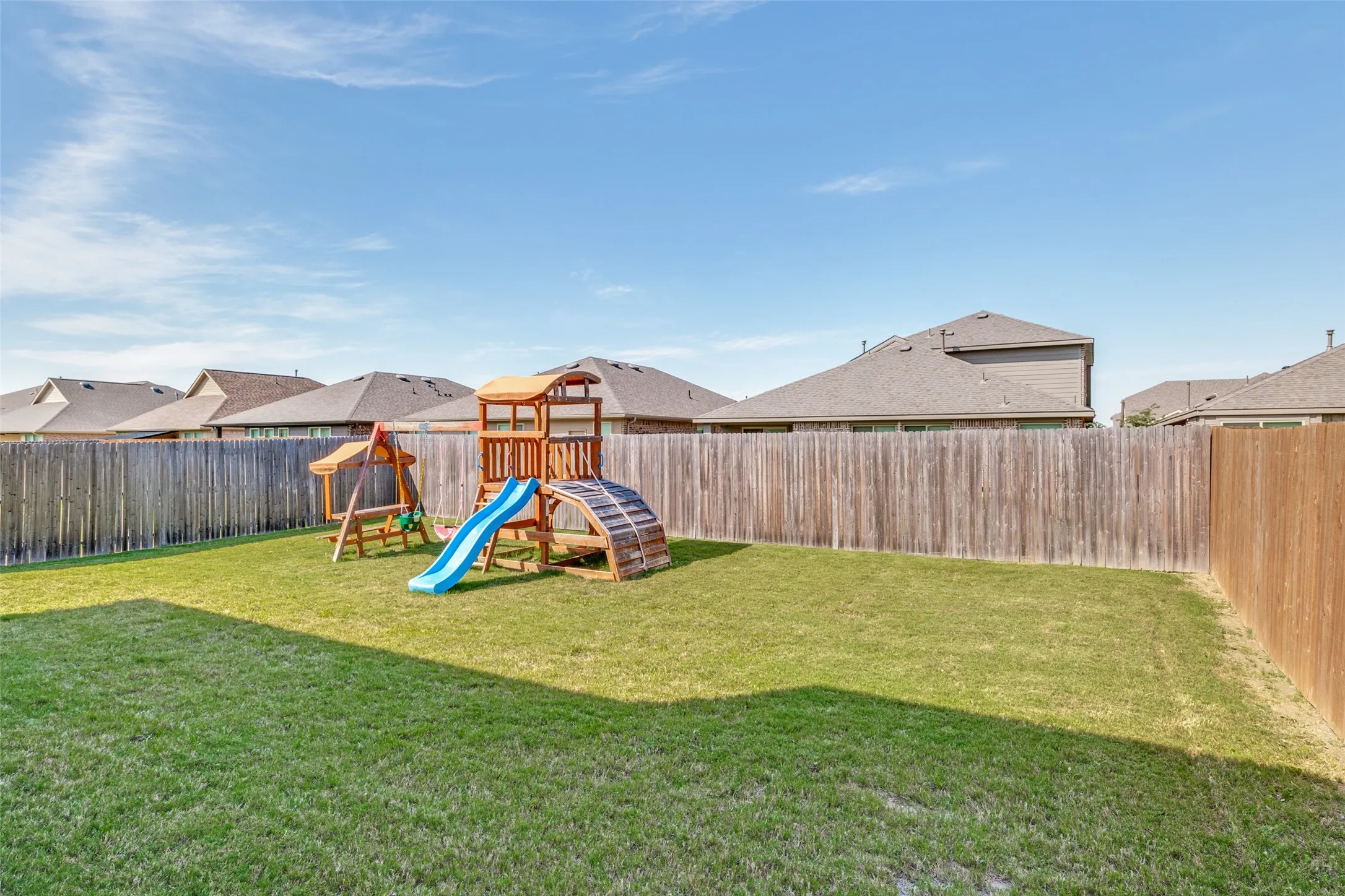 Single Family Residence For Sale in Kaufman County , 3804 Chippewa Trail, Crandall, Texas 75114, 7 Bedroom, 5 Bathroom, 2 Garage spaces, 3,943 Sqft, built in 2023, mls#21372263, Real Estate Agent in Crandall, Homes For Sale in Kaufman county, Homes For Sale in Crandall, Realtor in Crandall Texas, Real Estate Brokerage Independent Realty Texas, Luminita Cordes Realtor