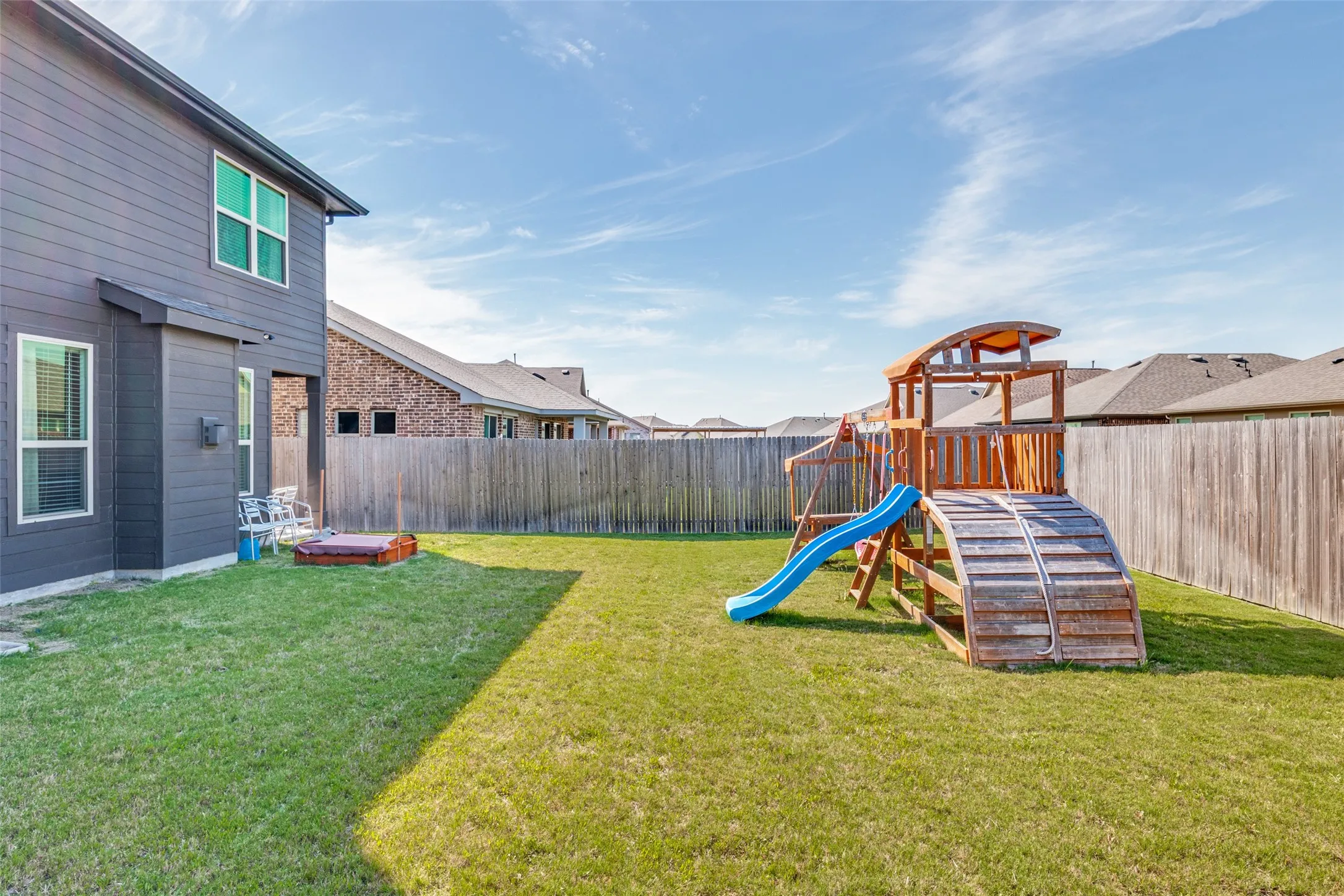 Single Family Residence For Sale in Kaufman County , 3804 Chippewa Trail, Crandall, Texas 75114, 7 Bedroom, 5 Bathroom, 2 Garage spaces, 3,943 Sqft, built in 2023, mls#21372263, Real Estate Agent in Crandall, Homes For Sale in Kaufman county, Homes For Sale in Crandall, Realtor in Crandall Texas, Real Estate Brokerage Independent Realty Texas, Luminita Cordes Realtor