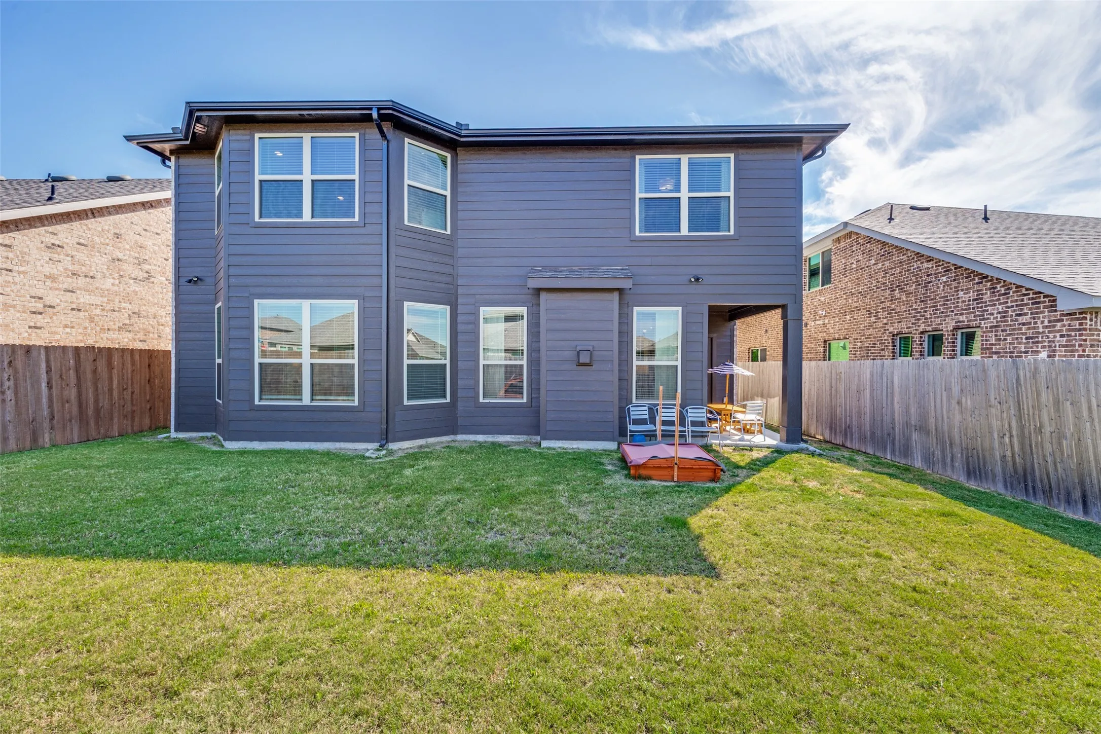 Single Family Residence For Sale in Kaufman County , 3804 Chippewa Trail, Crandall, Texas 75114, 7 Bedroom, 5 Bathroom, 2 Garage spaces, 3,943 Sqft, built in 2023, mls#21372263, Real Estate Agent in Crandall, Homes For Sale in Kaufman county, Homes For Sale in Crandall, Realtor in Crandall Texas, Real Estate Brokerage Independent Realty Texas, Luminita Cordes Realtor
