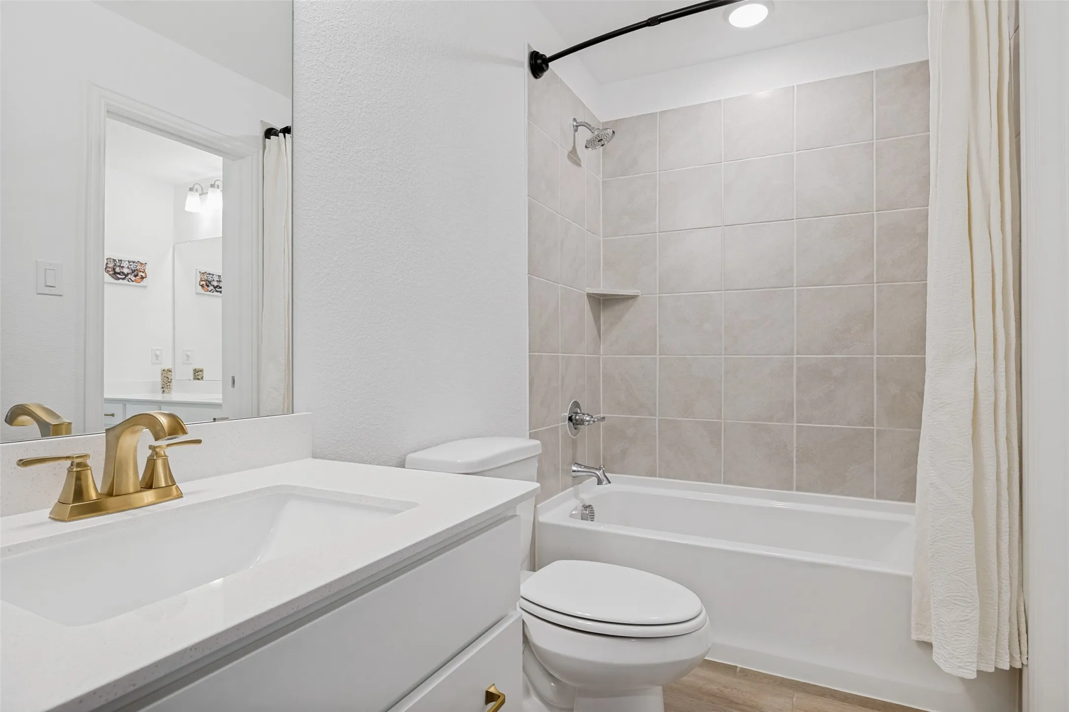 Single Family Residence For Sale in Kaufman County , 3804 Chippewa Trail, Crandall, Texas 75114, 7 Bedroom, 5 Bathroom, 2 Garage spaces, 3,943 Sqft, built in 2023, mls#21372263, Real Estate Agent in Crandall, Homes For Sale in Kaufman county, Homes For Sale in Crandall, Realtor in Crandall Texas, Real Estate Brokerage Independent Realty Texas, Luminita Cordes Realtor