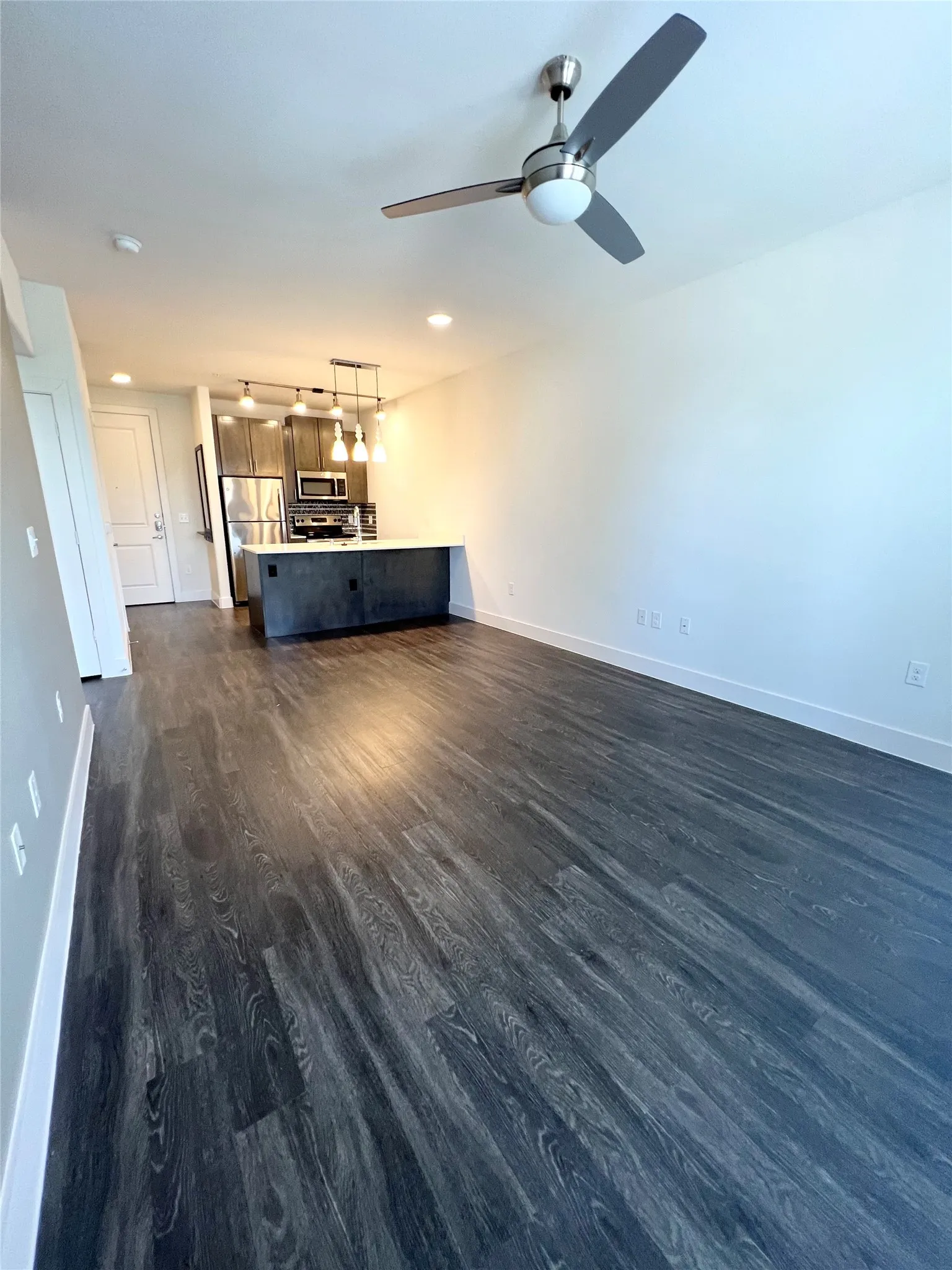 Apartment For Rent in Collin County , 6080 Water Street 2275, Plano, Texas 75024, 1 Bedroom, 1 Bathroom, 2 Garage spaces, 702 Sqft, built in 2019, mls#21375941, Real Estate Agent in Plano, Homes For Rent in Collin county, Homes For Rent in Plano, Realtor in Plano Texas, Real Estate Brokerage Independent Realty Texas, Luminita Cordes Realtor