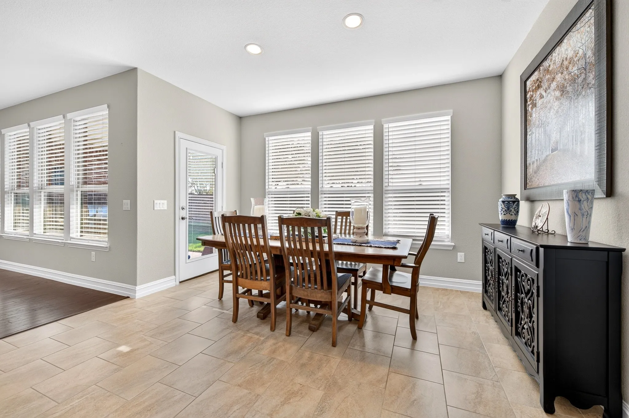 Single Family Residence For Sale in Collin County , 14903 San Paulo Street, Frisco, Texas 75035, 4 Bedroom, 3 Bathroom, 2 Garage spaces, 2,543 Sqft, built in 2019, mls#21374761, Real Estate Agent in Frisco, Homes For Sale in Collin county, Homes For Sale in Frisco, Realtor in Frisco Texas, Real Estate Brokerage Independent Realty Texas, Luminita Cordes Realtor