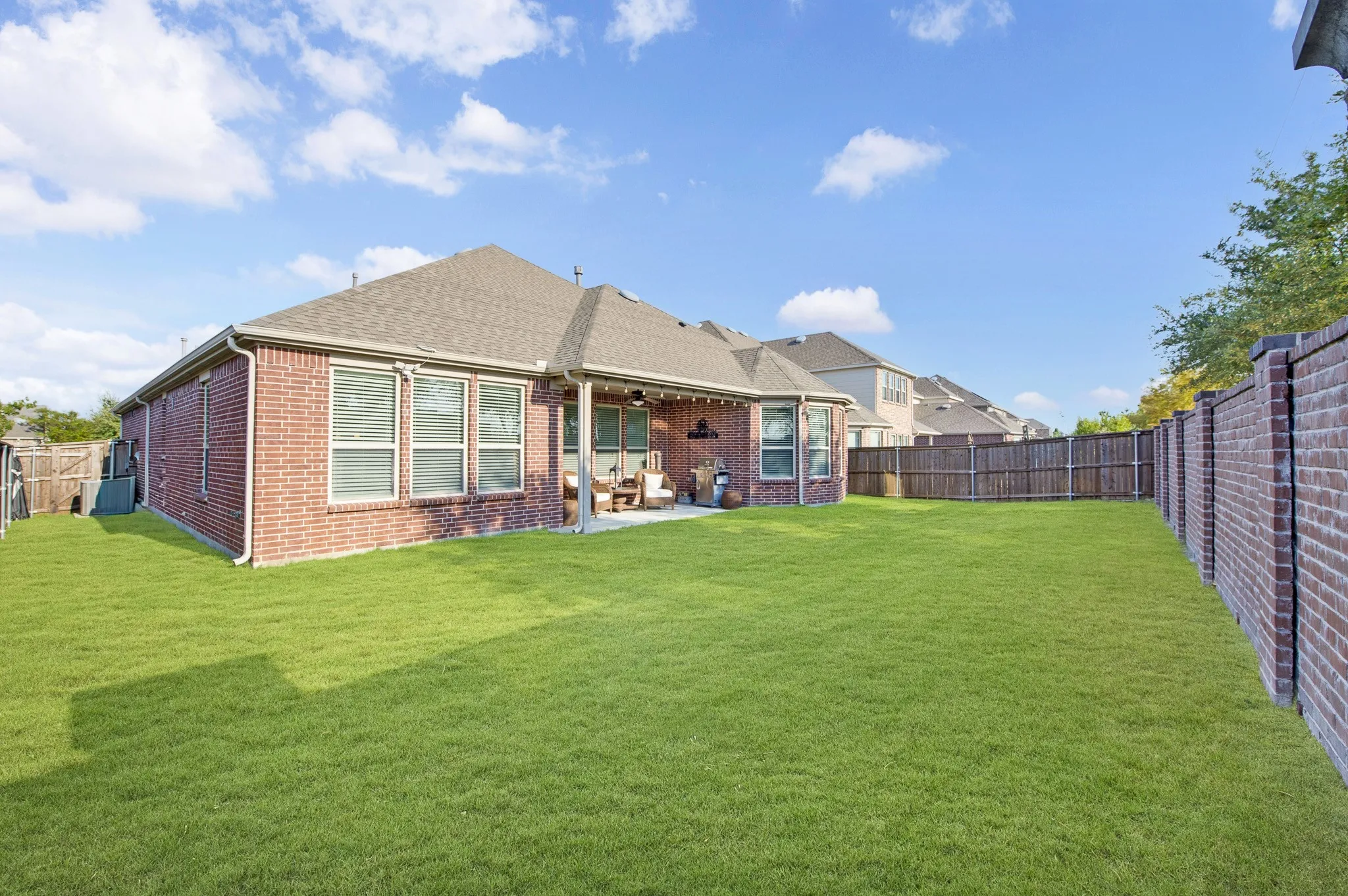Single Family Residence For Sale in Collin County , 14903 San Paulo Street, Frisco, Texas 75035, 4 Bedroom, 3 Bathroom, 2 Garage spaces, 2,543 Sqft, built in 2019, mls#21374761, Real Estate Agent in Frisco, Homes For Sale in Collin county, Homes For Sale in Frisco, Realtor in Frisco Texas, Real Estate Brokerage Independent Realty Texas, Luminita Cordes Realtor