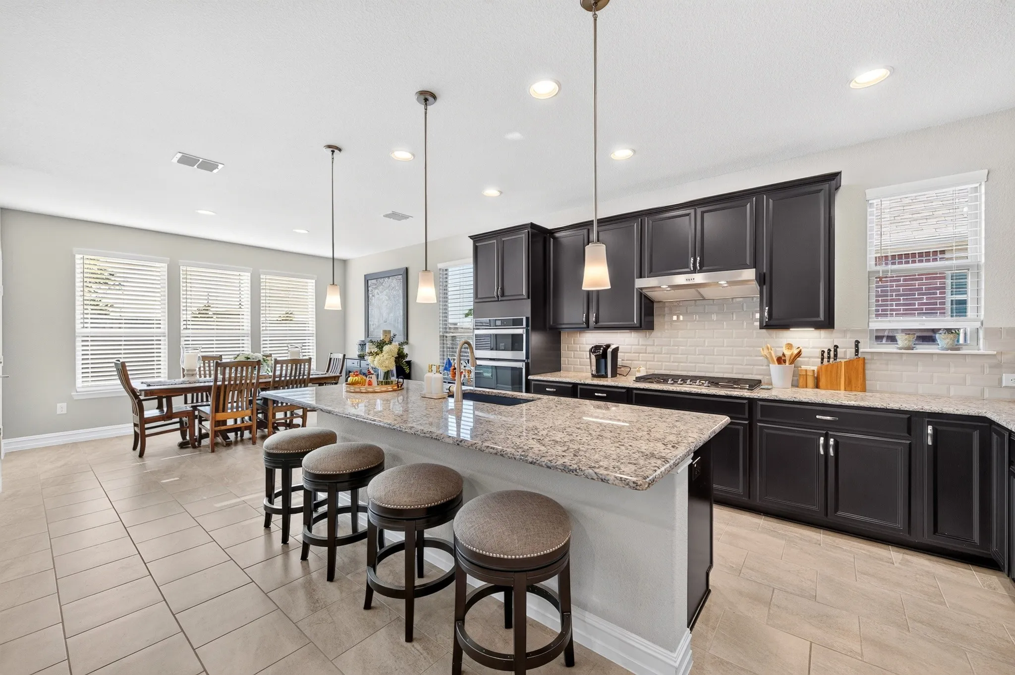 Single Family Residence For Sale in Collin County , 14903 San Paulo Street, Frisco, Texas 75035, 4 Bedroom, 3 Bathroom, 2 Garage spaces, 2,543 Sqft, built in 2019, mls#21374761, Real Estate Agent in Frisco, Homes For Sale in Collin county, Homes For Sale in Frisco, Realtor in Frisco Texas, Real Estate Brokerage Independent Realty Texas, Luminita Cordes Realtor