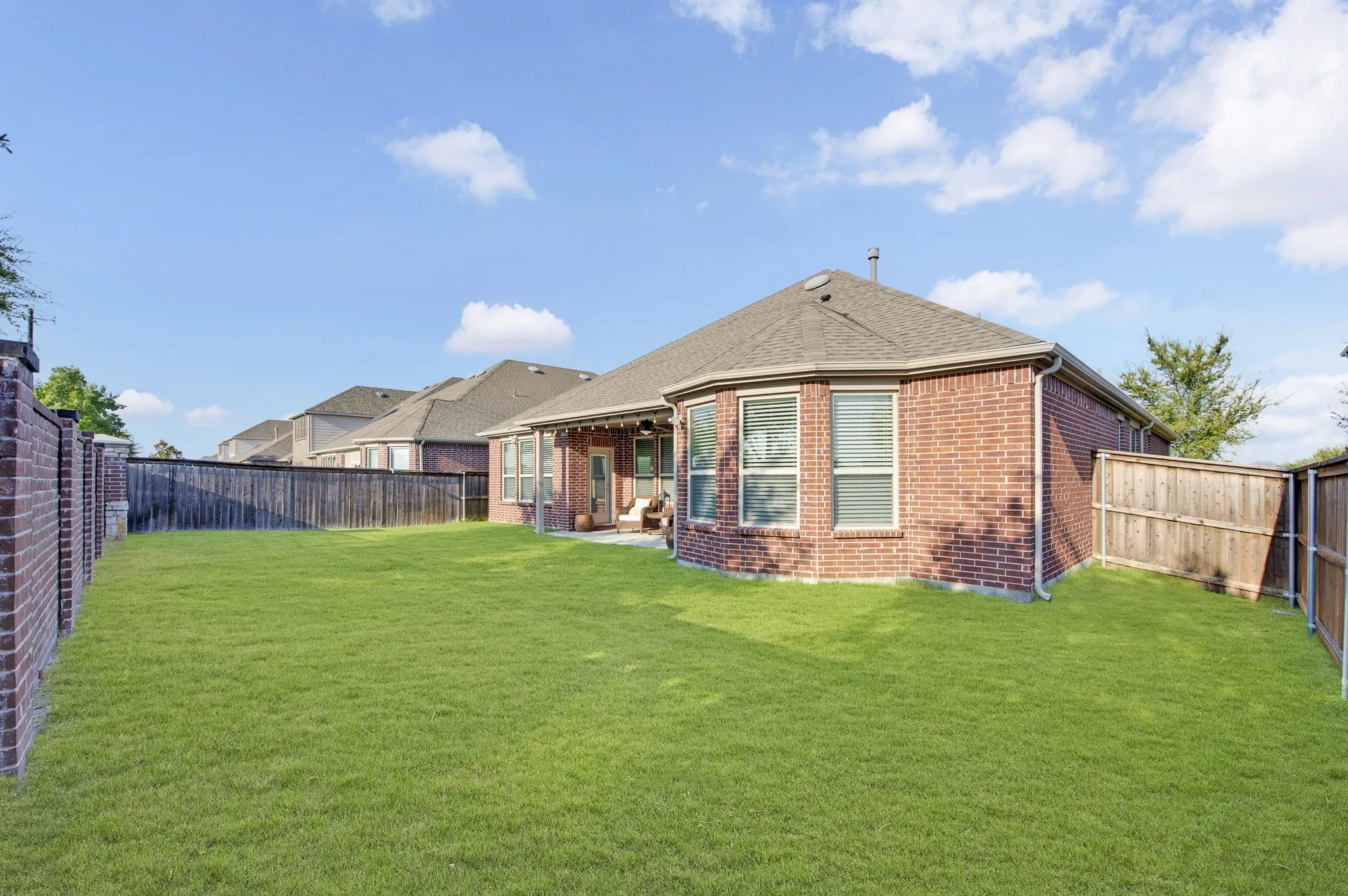 Single Family Residence For Sale in Collin County , 14903 San Paulo Street, Frisco, Texas 75035, 4 Bedroom, 3 Bathroom, 2 Garage spaces, 2,543 Sqft, built in 2019, mls#21374761, Real Estate Agent in Frisco, Homes For Sale in Collin county, Homes For Sale in Frisco, Realtor in Frisco Texas, Real Estate Brokerage Independent Realty Texas, Luminita Cordes Realtor
