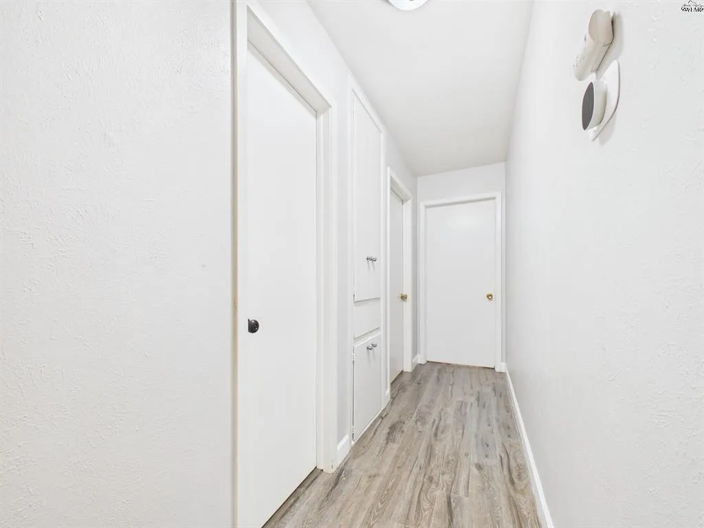 Single Family Residence For Sale in Wichita County , 4506 Melody Lane, Wichita Falls, Texas 76302, 4 Bedroom, 3 Bathroom, 4 Garage spaces, 1,914 Sqft, built in 1966, mls#21375906, Real Estate Agent in Wichita Falls, Homes For Sale in Wichita county, Homes For Sale in Wichita Falls, Realtor in Wichita Falls Texas, Real Estate Brokerage Independent Realty Texas, Luminita Cordes Realtor