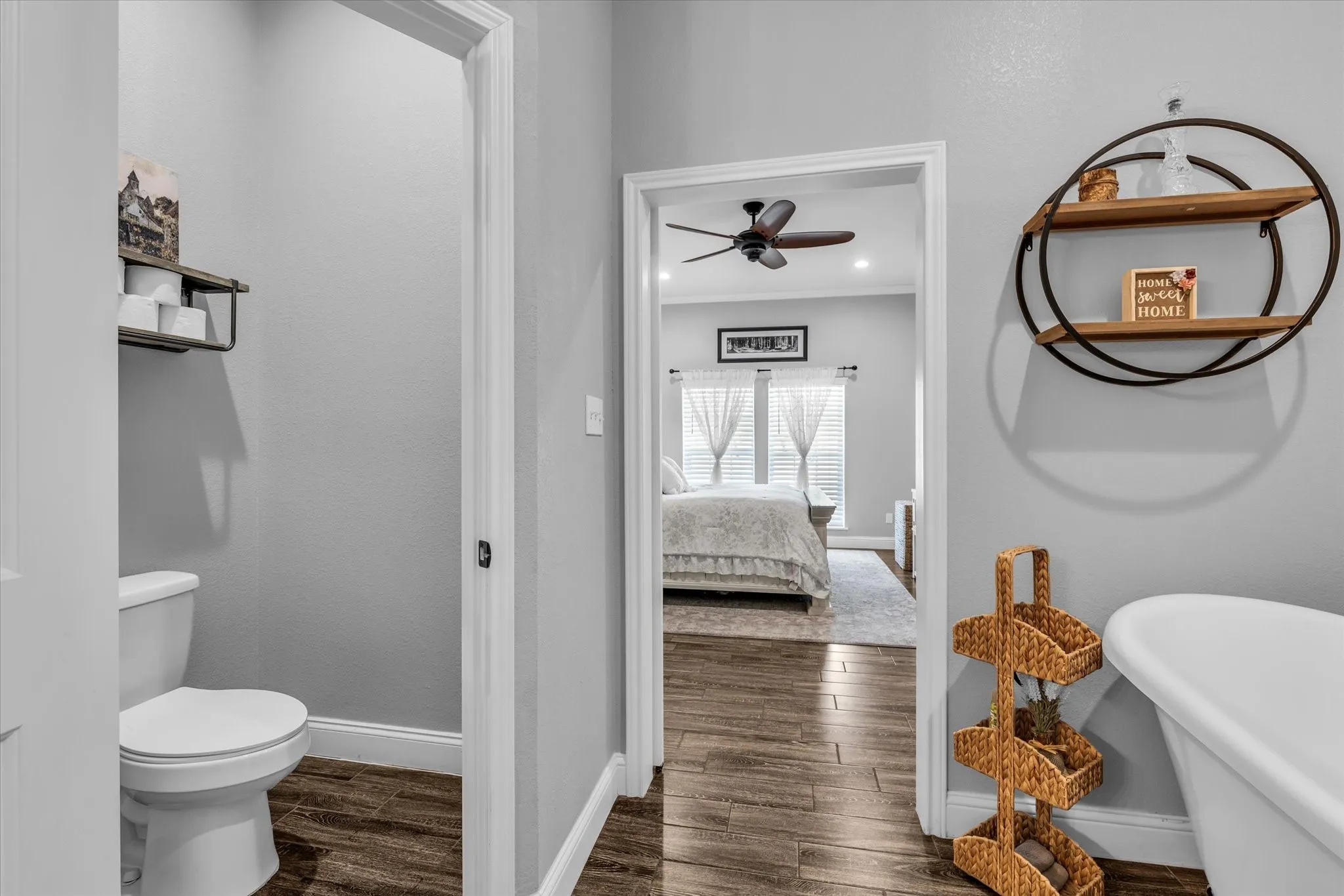 Single Family Residence For Sale in Mc Lennan County , 4175 Eddy Gatesville Parkway, Moody, Texas 76557, 2 Bedroom, 2 Bathroom, 3 Garage spaces, 2,534 Sqft, built in 2019, mls#21373903, Real Estate Agent in Moody, Homes For Sale in Mc Lennan county, Homes For Sale in Moody, Realtor in Moody Texas, Real Estate Brokerage Independent Realty Texas, Luminita Cordes Realtor
