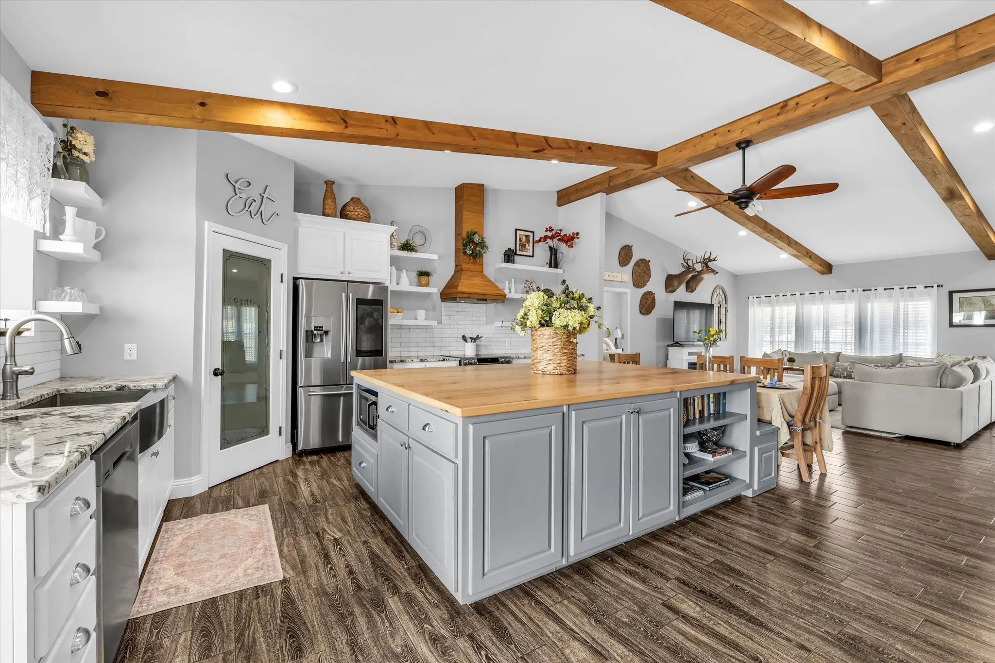 Single Family Residence For Sale in Mc Lennan County , 4175 Eddy Gatesville Parkway, Moody, Texas 76557, 2 Bedroom, 2 Bathroom, 3 Garage spaces, 2,534 Sqft, built in 2019, mls#21373903, Real Estate Agent in Moody, Homes For Sale in Mc Lennan county, Homes For Sale in Moody, Realtor in Moody Texas, Real Estate Brokerage Independent Realty Texas, Luminita Cordes Realtor