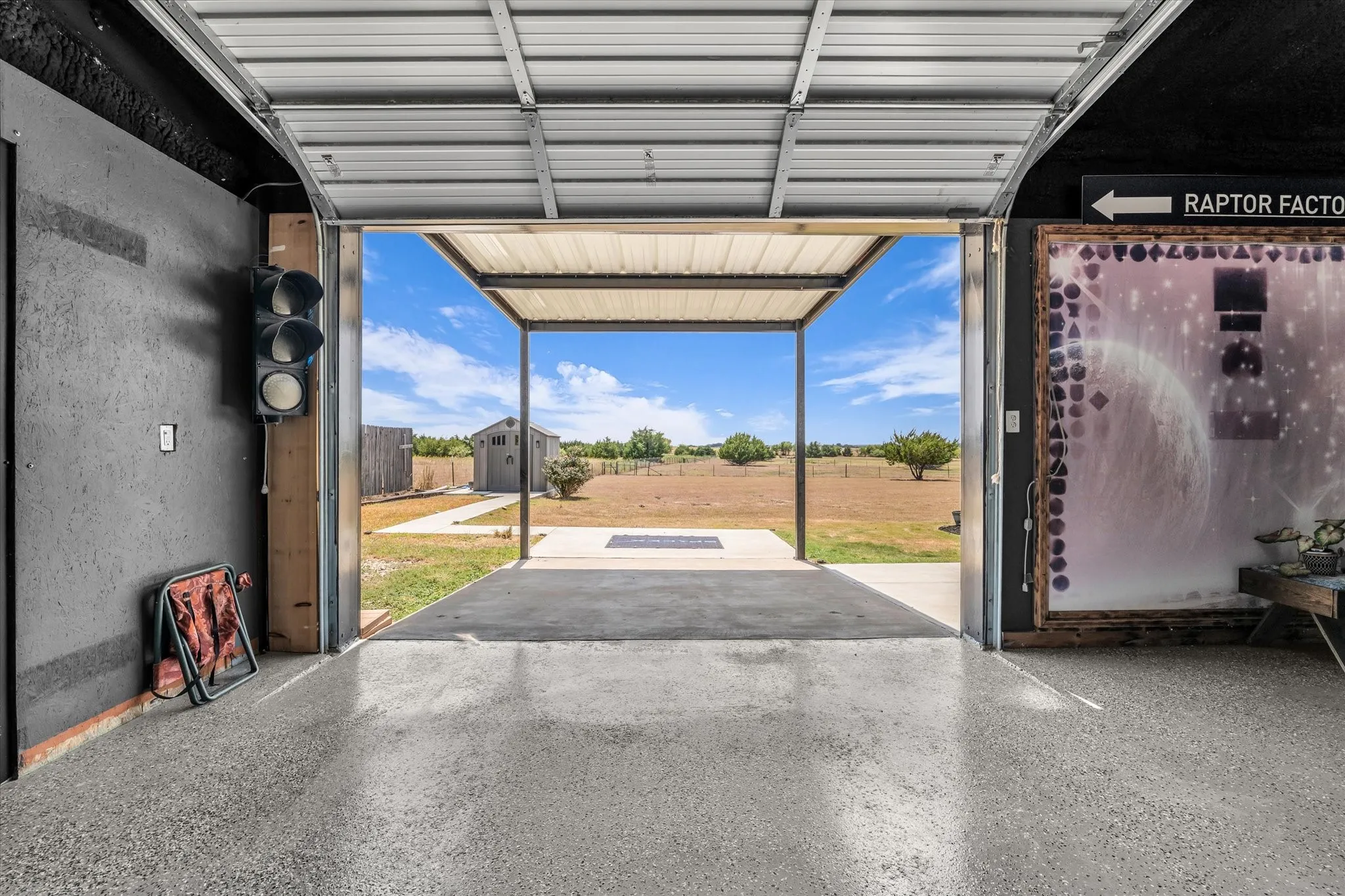 Single Family Residence For Sale in Mc Lennan County , 4175 Eddy Gatesville Parkway, Moody, Texas 76557, 2 Bedroom, 2 Bathroom, 3 Garage spaces, 2,534 Sqft, built in 2019, mls#21373903, Real Estate Agent in Moody, Homes For Sale in Mc Lennan county, Homes For Sale in Moody, Realtor in Moody Texas, Real Estate Brokerage Independent Realty Texas, Luminita Cordes Realtor