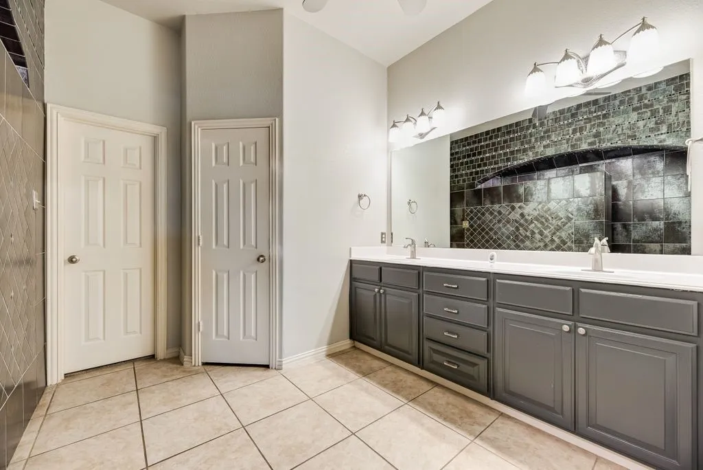 Single Family Residence For Sale in Kaufman County , 1010 Ranger Road, Forney, Texas 75126, 4 Bedroom, 4 Bathroom, 4 Garage spaces, 3,316 Sqft, built in 2007, mls#21373656, Real Estate Agent in Forney, Homes For Sale in Kaufman county, Homes For Sale in Forney, Realtor in Forney Texas, Real Estate Brokerage Independent Realty Texas, Luminita Cordes Realtor