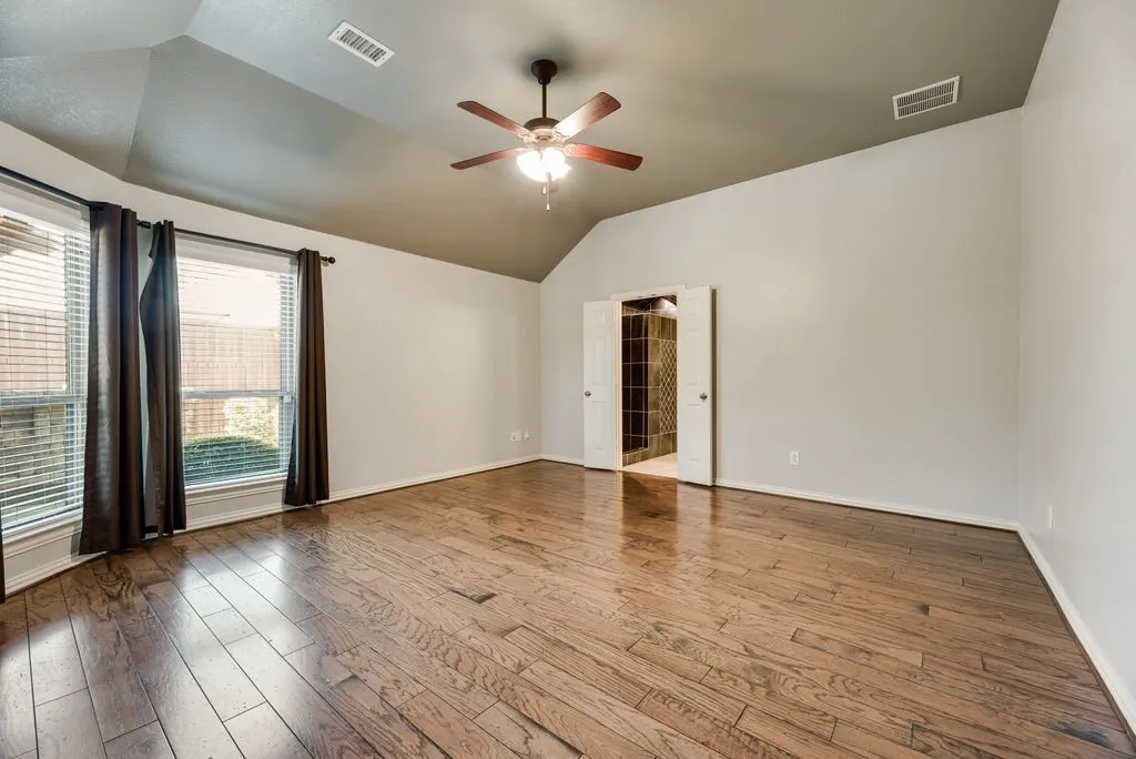 Single Family Residence For Sale in Kaufman County , 1010 Ranger Road, Forney, Texas 75126, 4 Bedroom, 4 Bathroom, 4 Garage spaces, 3,316 Sqft, built in 2007, mls#21373656, Real Estate Agent in Forney, Homes For Sale in Kaufman county, Homes For Sale in Forney, Realtor in Forney Texas, Real Estate Brokerage Independent Realty Texas, Luminita Cordes Realtor