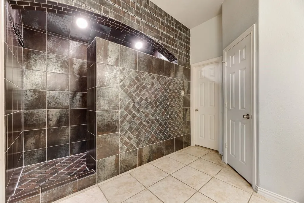 Single Family Residence For Sale in Kaufman County , 1010 Ranger Road, Forney, Texas 75126, 4 Bedroom, 4 Bathroom, 4 Garage spaces, 3,316 Sqft, built in 2007, mls#21373656, Real Estate Agent in Forney, Homes For Sale in Kaufman county, Homes For Sale in Forney, Realtor in Forney Texas, Real Estate Brokerage Independent Realty Texas, Luminita Cordes Realtor