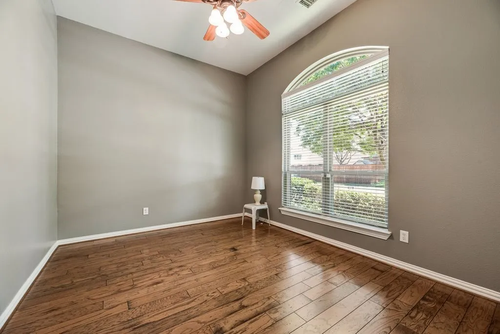 Single Family Residence For Sale in Kaufman County , 1010 Ranger Road, Forney, Texas 75126, 4 Bedroom, 4 Bathroom, 4 Garage spaces, 3,316 Sqft, built in 2007, mls#21373656, Real Estate Agent in Forney, Homes For Sale in Kaufman county, Homes For Sale in Forney, Realtor in Forney Texas, Real Estate Brokerage Independent Realty Texas, Luminita Cordes Realtor