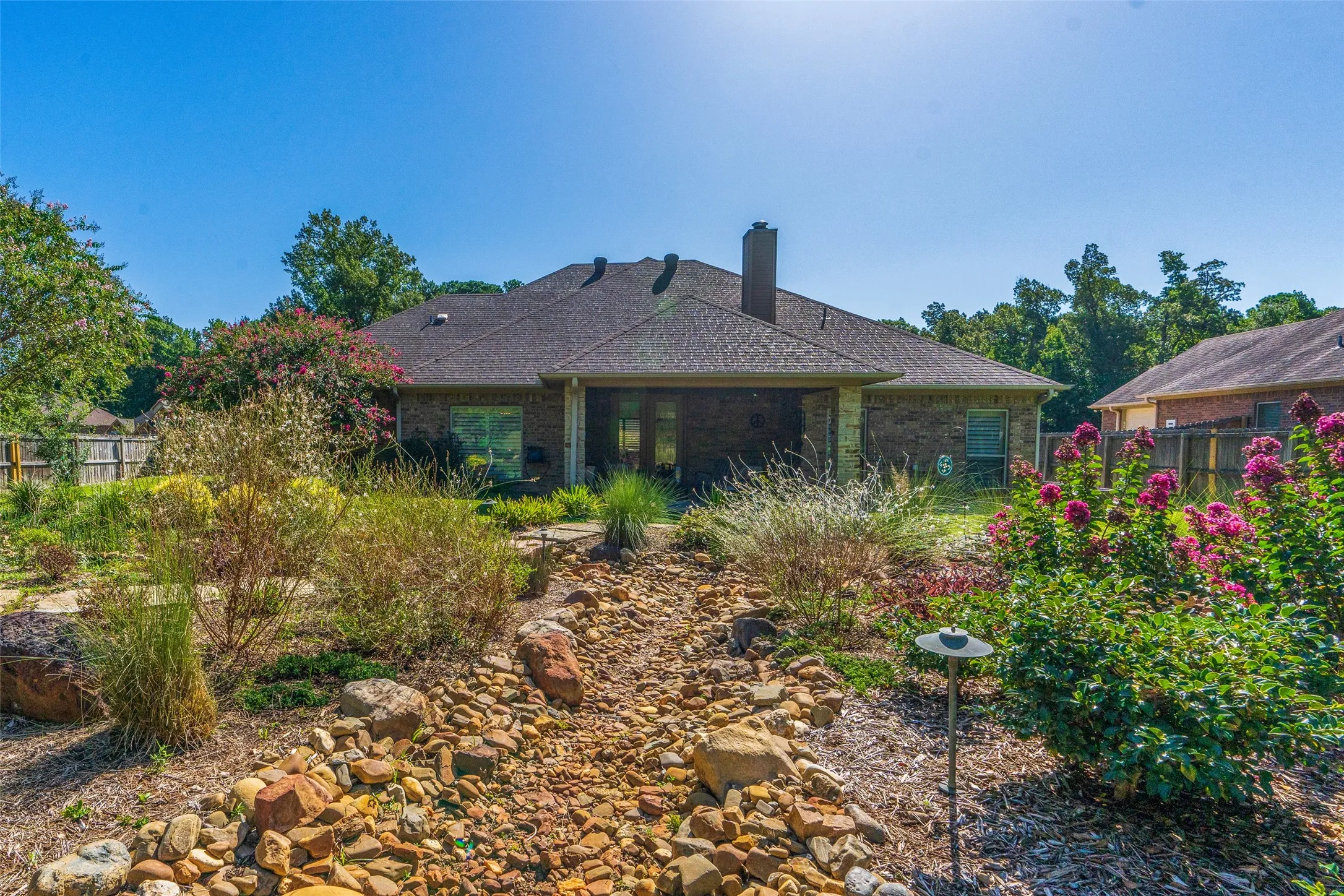 Single Family Residence For Sale in Harrison County , 160 Timber Falls Drive, Longview, Texas 75605, 4 Bedroom, 4 Bathroom, 2 Garage spaces, 2,501 Sqft, built in 2009, mls#21375969, Real Estate Agent in Longview, Homes For Sale in Harrison county, Homes For Sale in Longview, Realtor in Longview Texas, Real Estate Brokerage Independent Realty Texas, Luminita Cordes Realtor