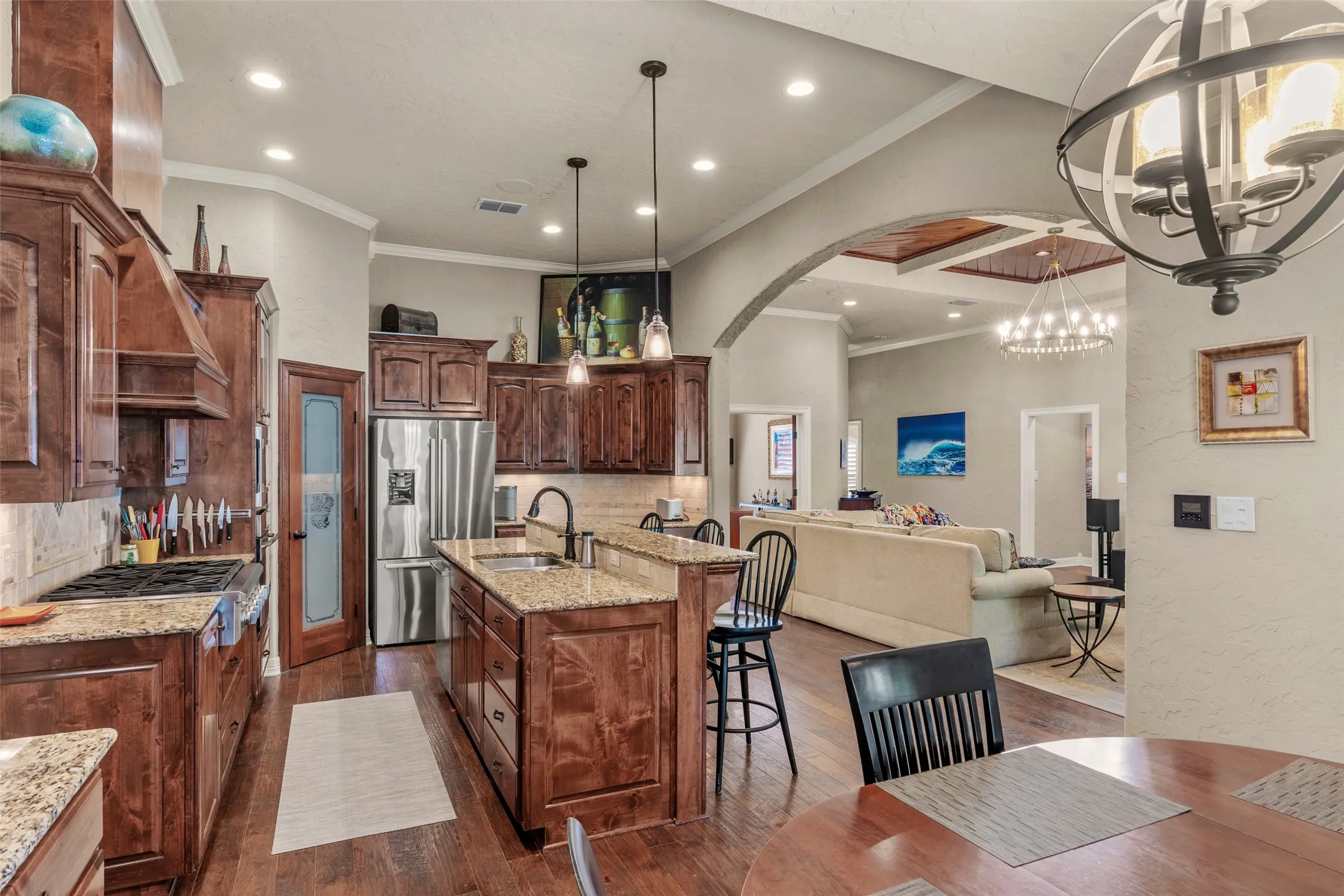 Single Family Residence For Sale in Harrison County , 160 Timber Falls Drive, Longview, Texas 75605, 4 Bedroom, 4 Bathroom, 2 Garage spaces, 2,501 Sqft, built in 2009, mls#21375969, Real Estate Agent in Longview, Homes For Sale in Harrison county, Homes For Sale in Longview, Realtor in Longview Texas, Real Estate Brokerage Independent Realty Texas, Luminita Cordes Realtor