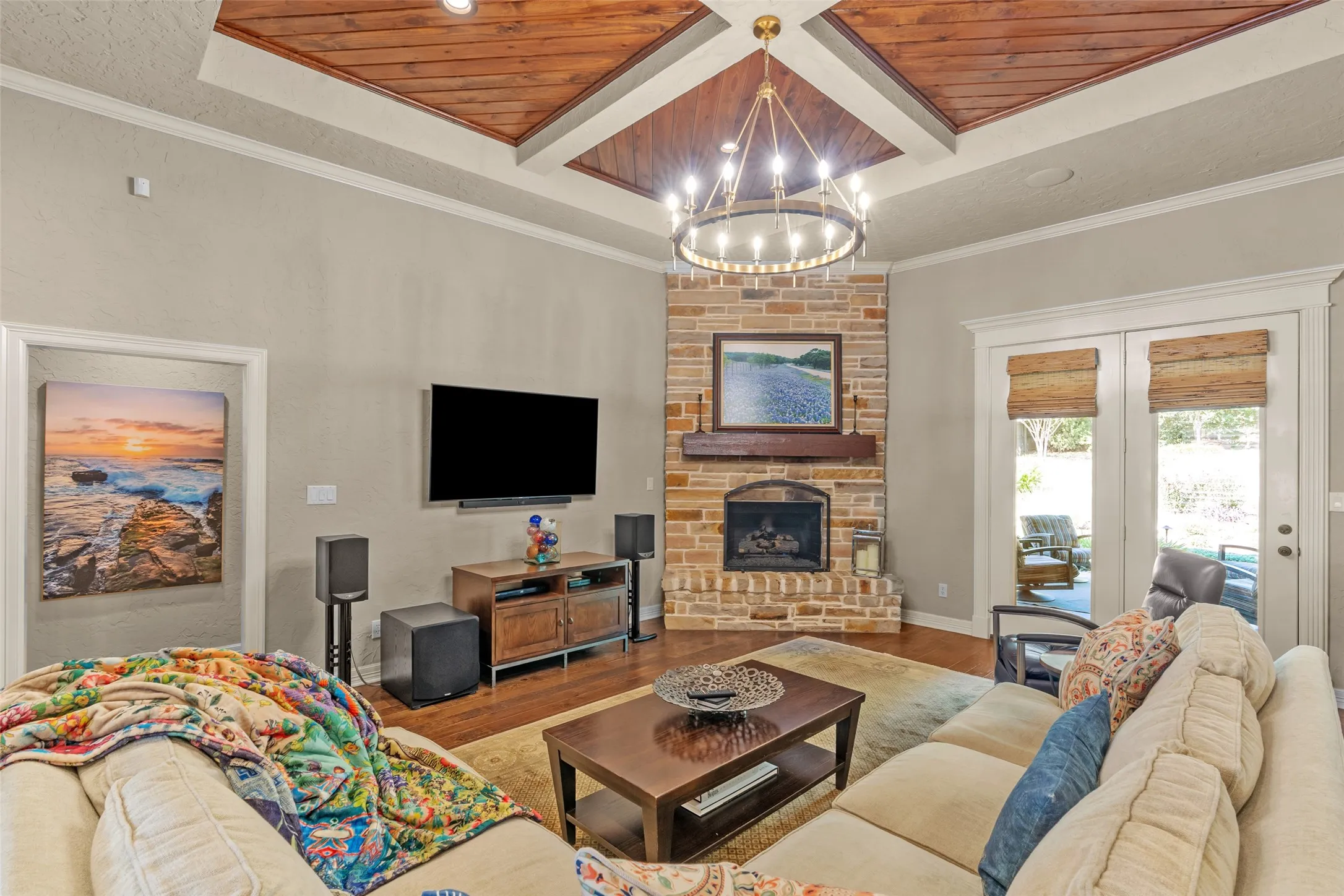 Single Family Residence For Sale in Harrison County , 160 Timber Falls Drive, Longview, Texas 75605, 4 Bedroom, 4 Bathroom, 2 Garage spaces, 2,501 Sqft, built in 2009, mls#21375969, Real Estate Agent in Longview, Homes For Sale in Harrison county, Homes For Sale in Longview, Realtor in Longview Texas, Real Estate Brokerage Independent Realty Texas, Luminita Cordes Realtor