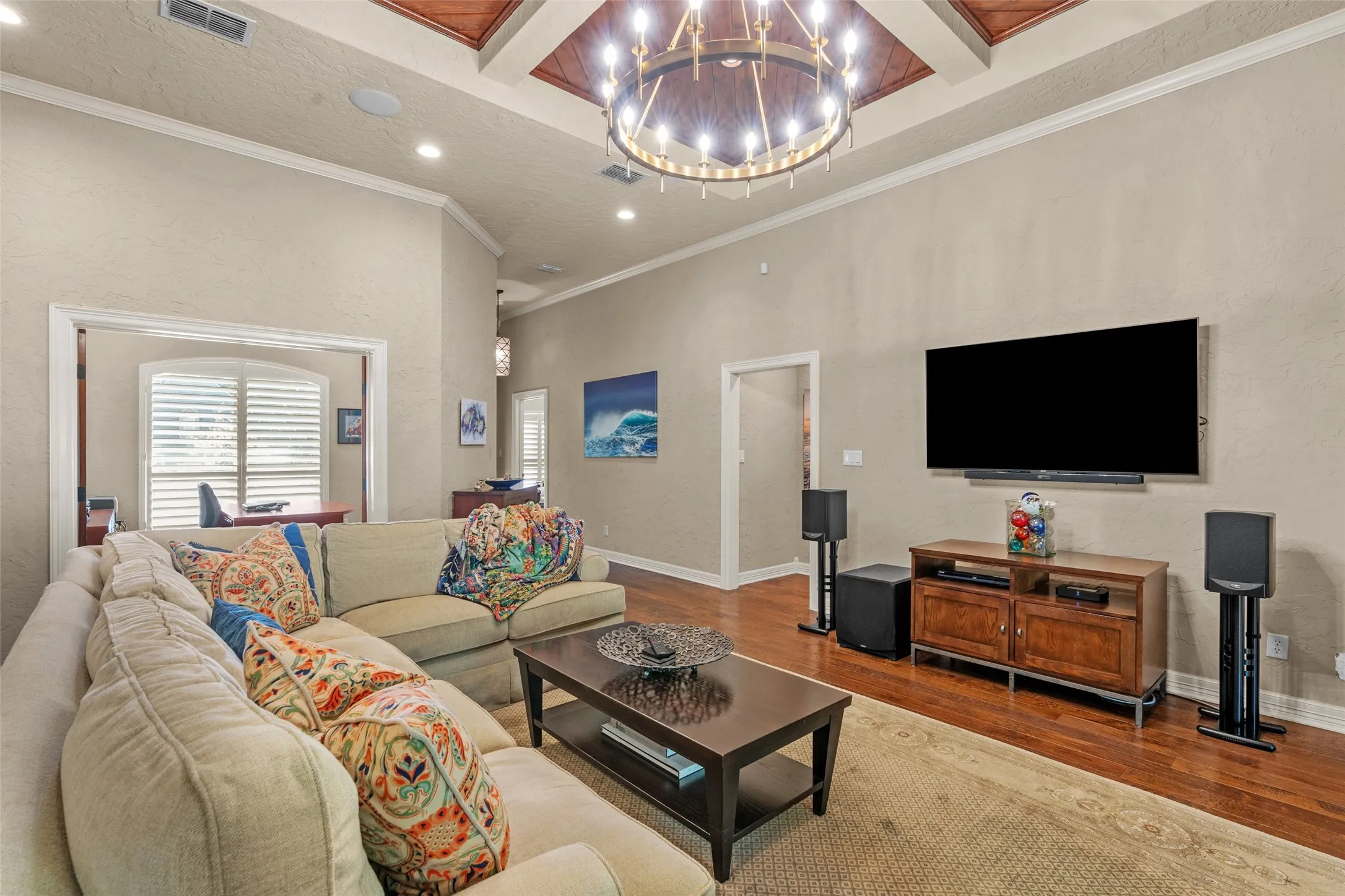 Single Family Residence For Sale in Harrison County , 160 Timber Falls Drive, Longview, Texas 75605, 4 Bedroom, 4 Bathroom, 2 Garage spaces, 2,501 Sqft, built in 2009, mls#21375969, Real Estate Agent in Longview, Homes For Sale in Harrison county, Homes For Sale in Longview, Realtor in Longview Texas, Real Estate Brokerage Independent Realty Texas, Luminita Cordes Realtor