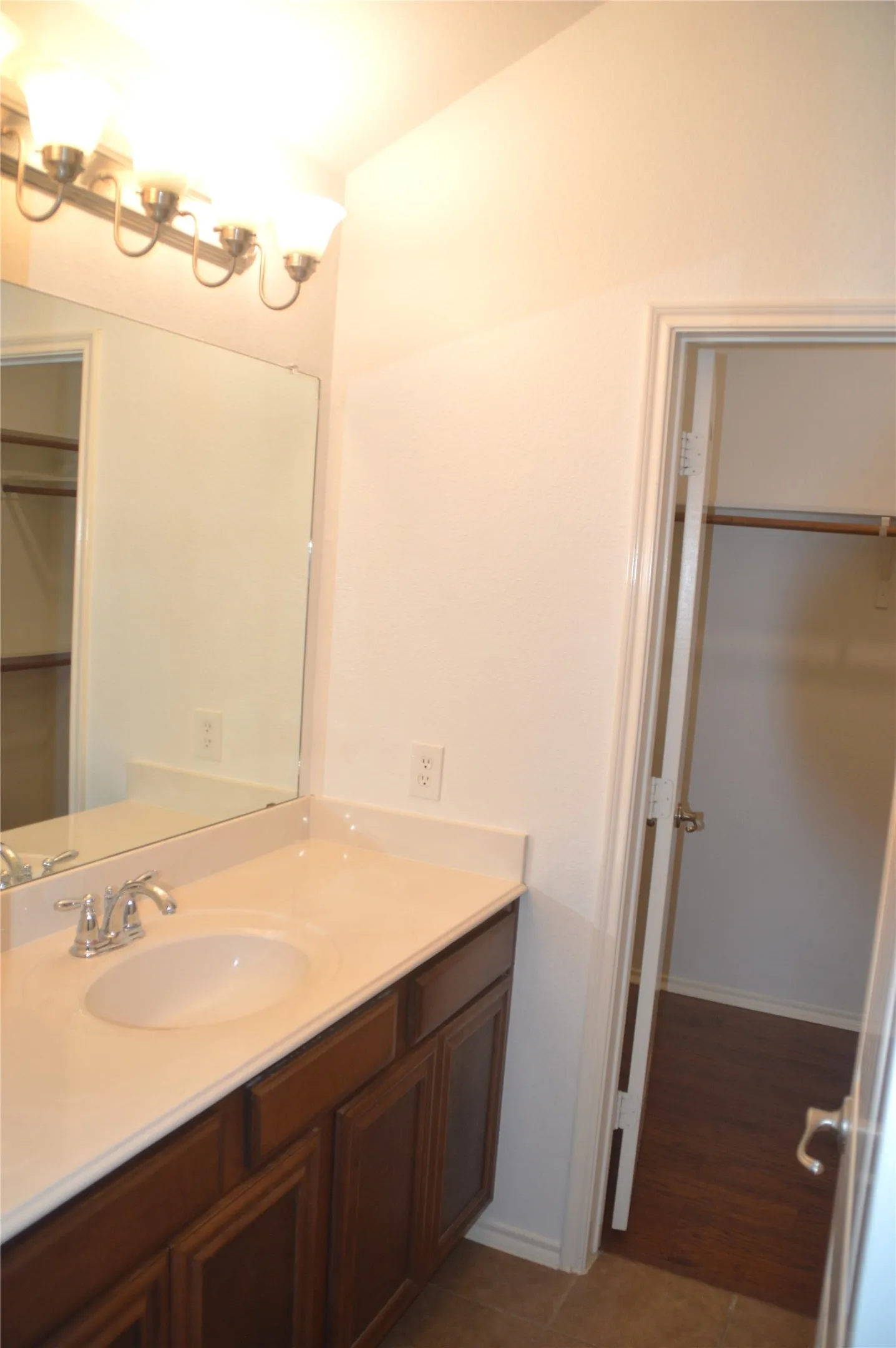 Single Family Residence For Rent in Collin County , 145 Meadow Crest Drive, Princeton, Texas 75407, 3 Bedroom, 2 Bathroom, Garage spaces, 1,319 Sqft, built in 2010, mls#21375705, Real Estate Agent in Princeton, Homes For Rent in Collin county, Homes For Rent in Princeton, Realtor in Princeton Texas, Real Estate Brokerage Independent Realty Texas, Luminita Cordes Realtor