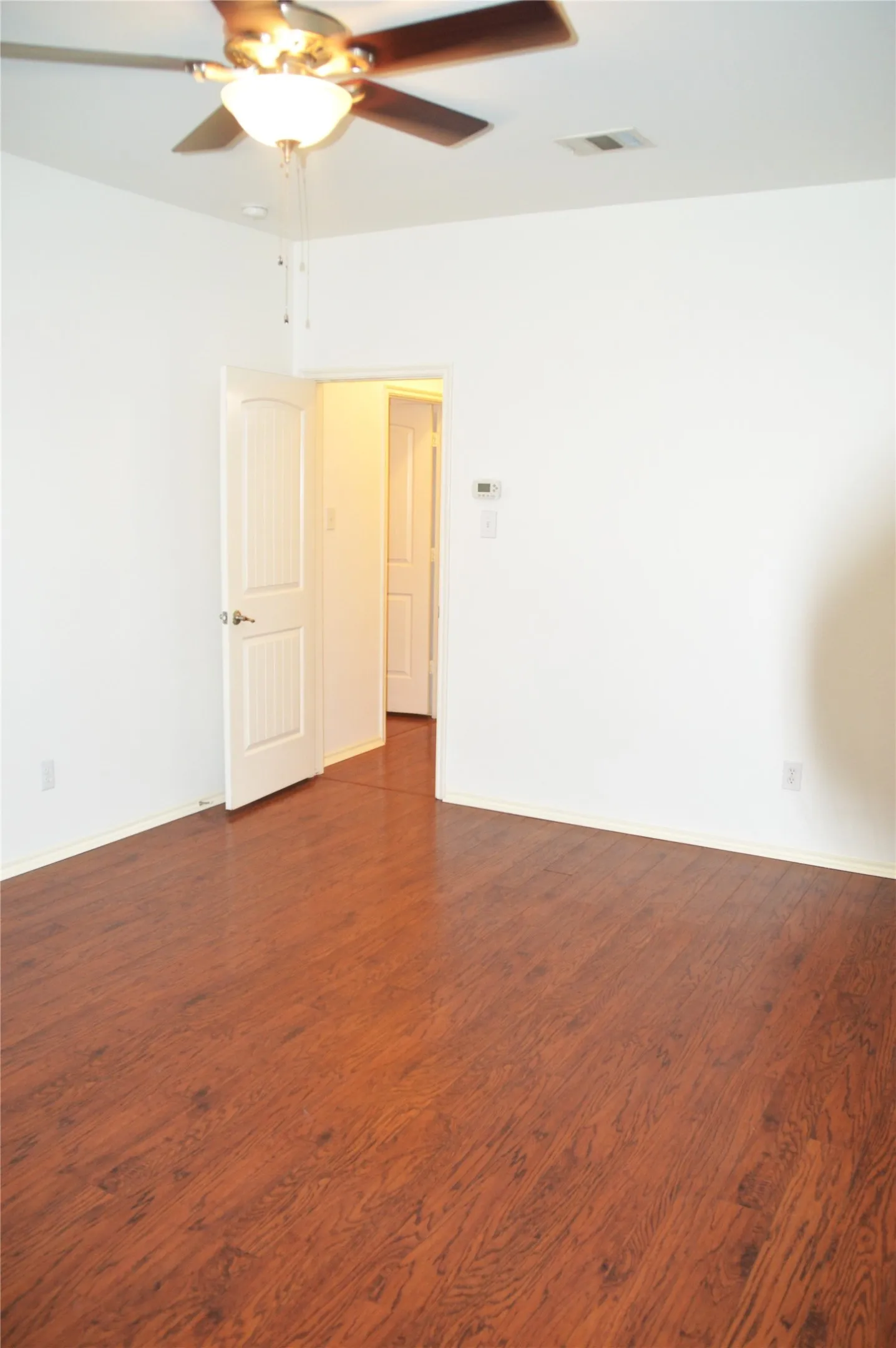 Single Family Residence For Rent in Collin County , 145 Meadow Crest Drive, Princeton, Texas 75407, 3 Bedroom, 2 Bathroom, Garage spaces, 1,319 Sqft, built in 2010, mls#21375705, Real Estate Agent in Princeton, Homes For Rent in Collin county, Homes For Rent in Princeton, Realtor in Princeton Texas, Real Estate Brokerage Independent Realty Texas, Luminita Cordes Realtor